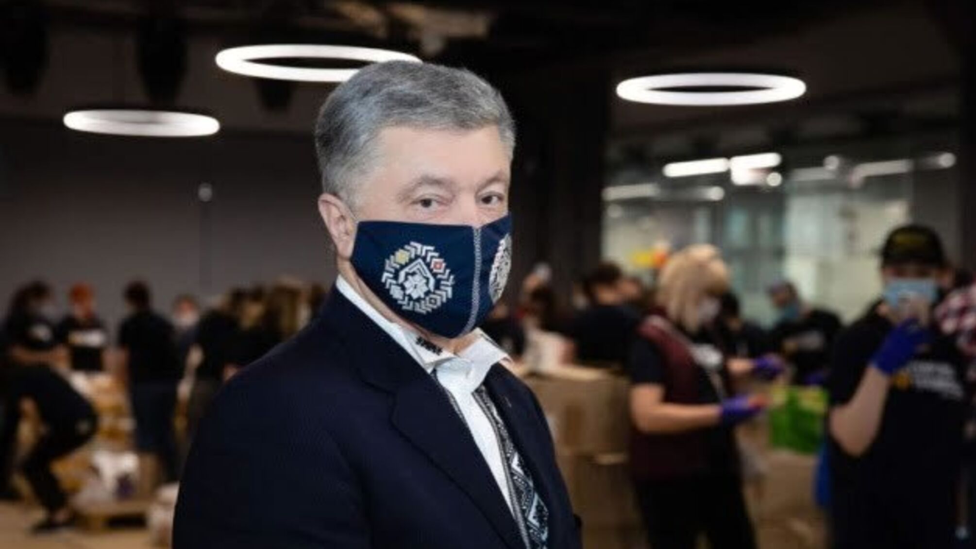 Порошенко заразився коронавірусом