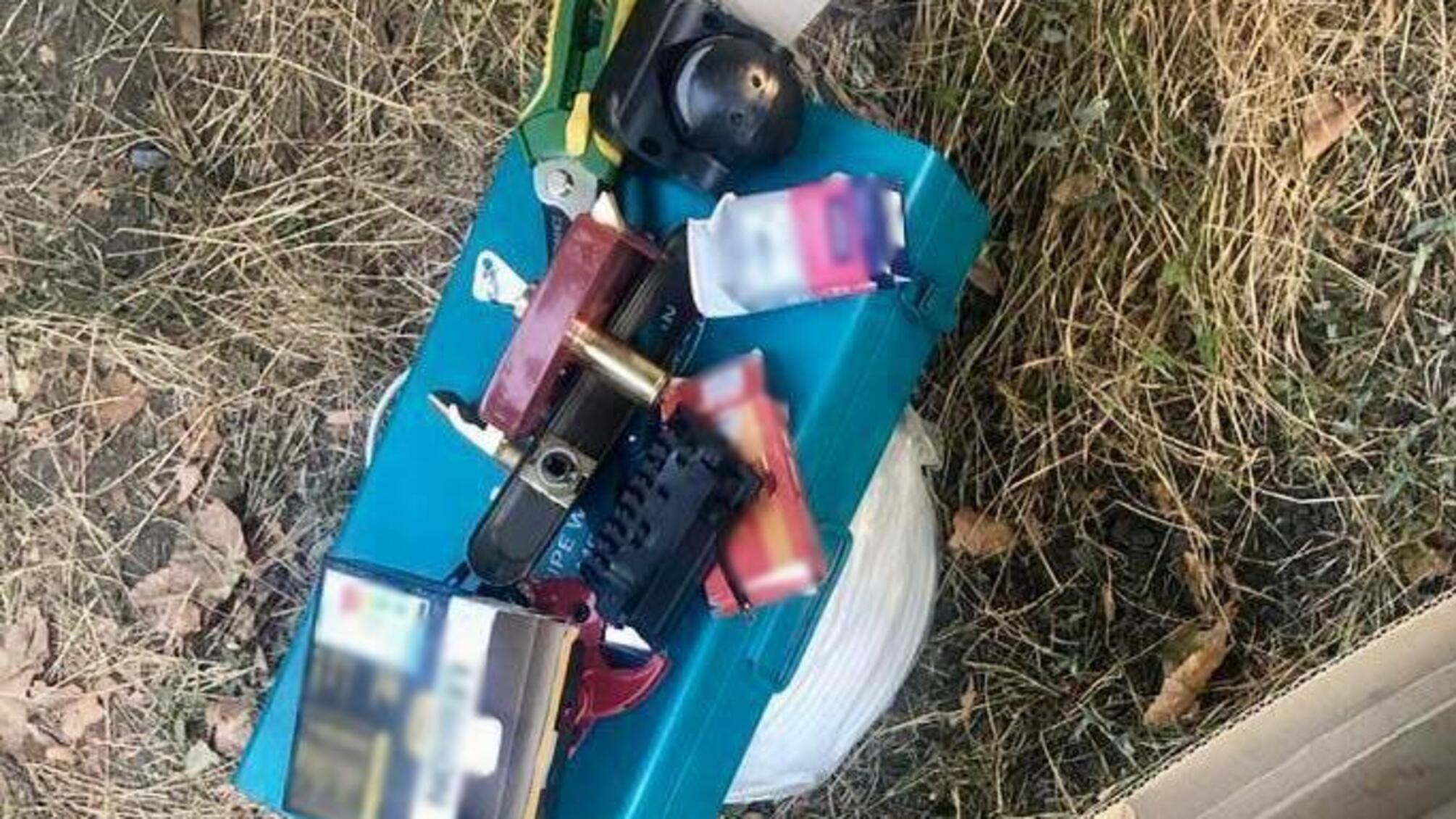 Поліцейські викрили сімейну пару з Біляївки у систематичних крадіжках із магазину промислових товарів