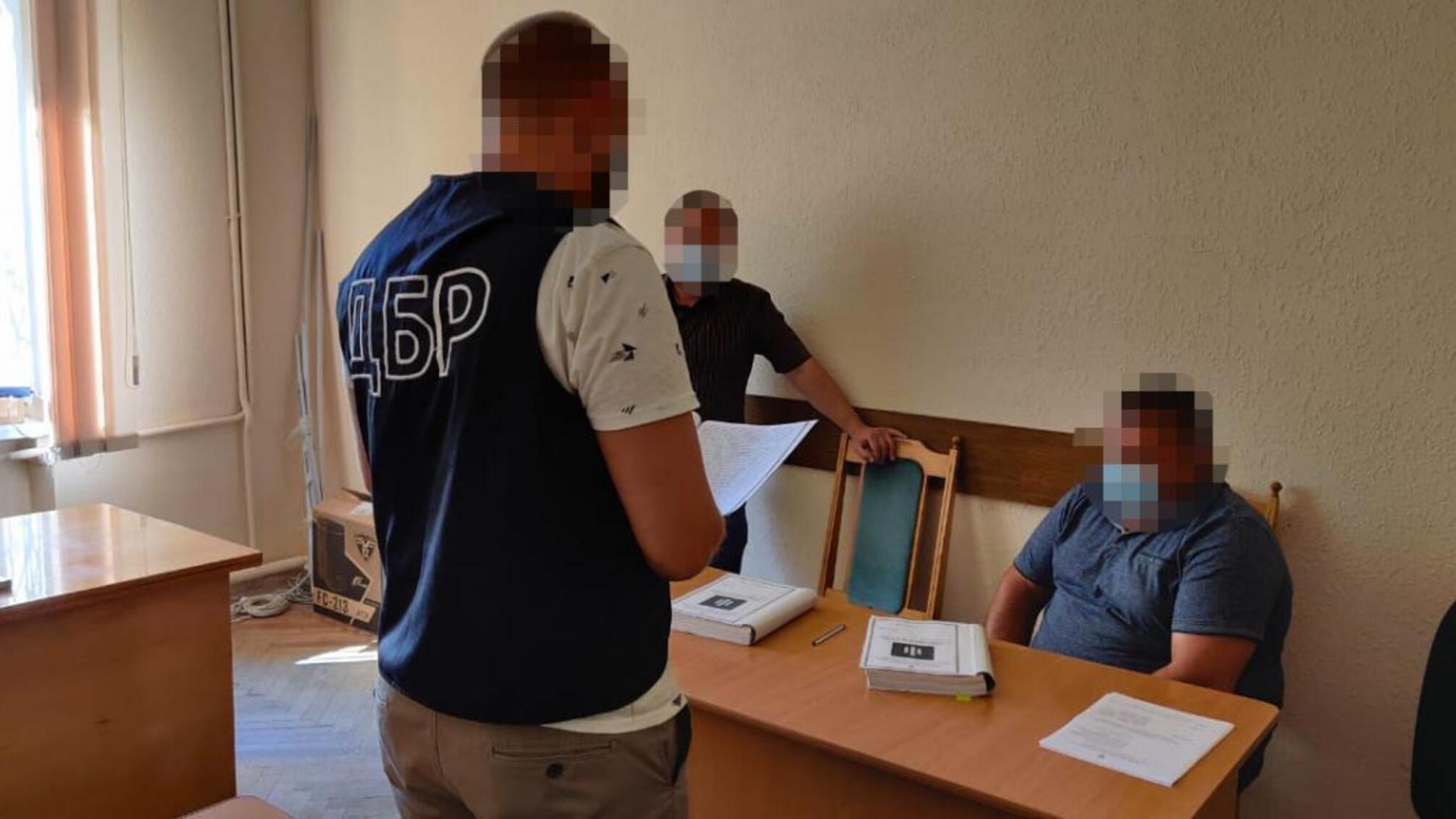 2 мільйони гривень збитків через незаконну рубку дерев на Буковині – майстра лісу судитимуть за службову недбалість