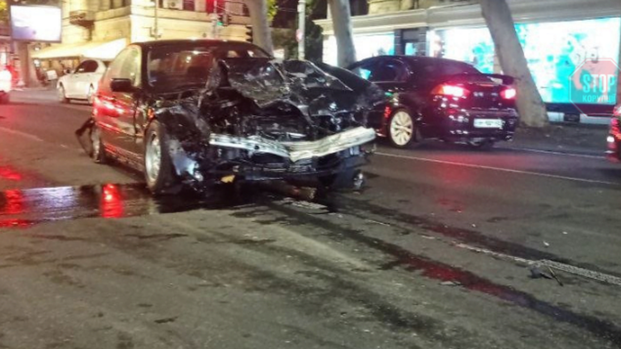 В Одесі 18-річний водій іномарки протаранив чотири автомобілі