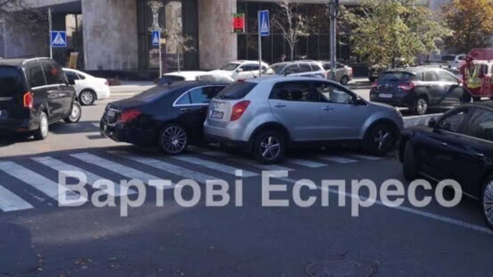Шуфрич-молодший потрапив у ДТП в центрі столиці (фото)