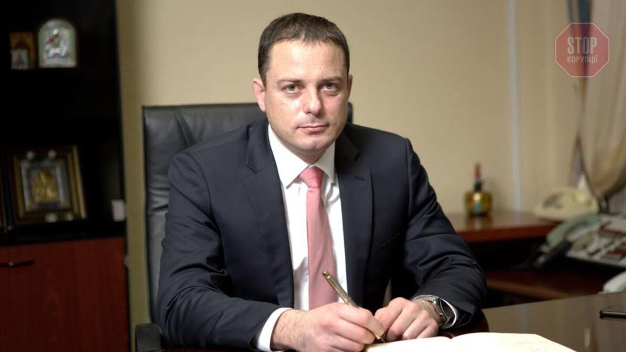 Квартира в Болгарії і фірма в США: статками мера Кам’янського зацікавились у САП та НАБУ