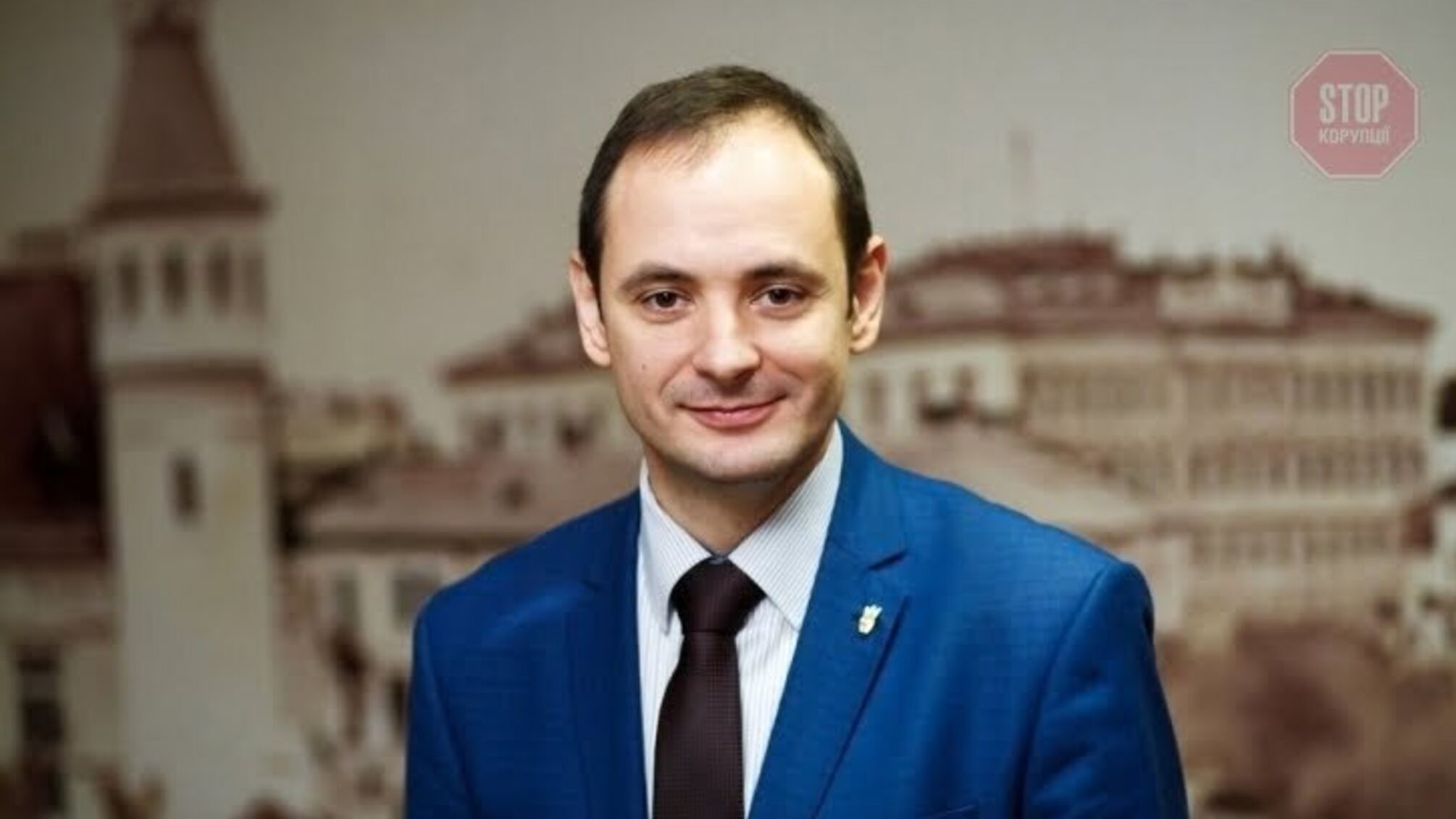 У школах Івано-Франківська батькам роздали бланки для підписів «ЗА» чинного мера