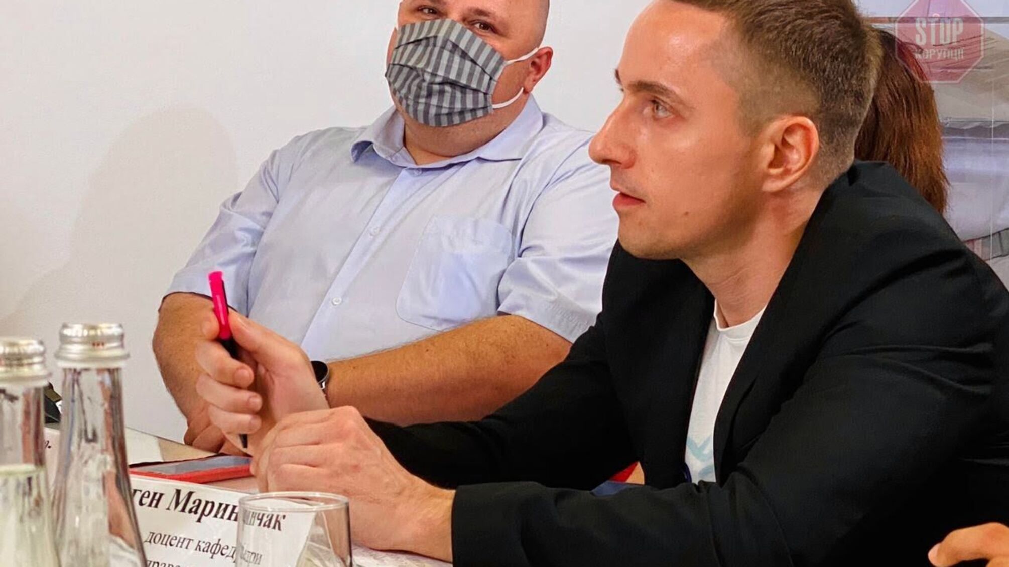 Через рейдерство інвестори відмовилися вести свої справи в Україні, — науковець Маринчак