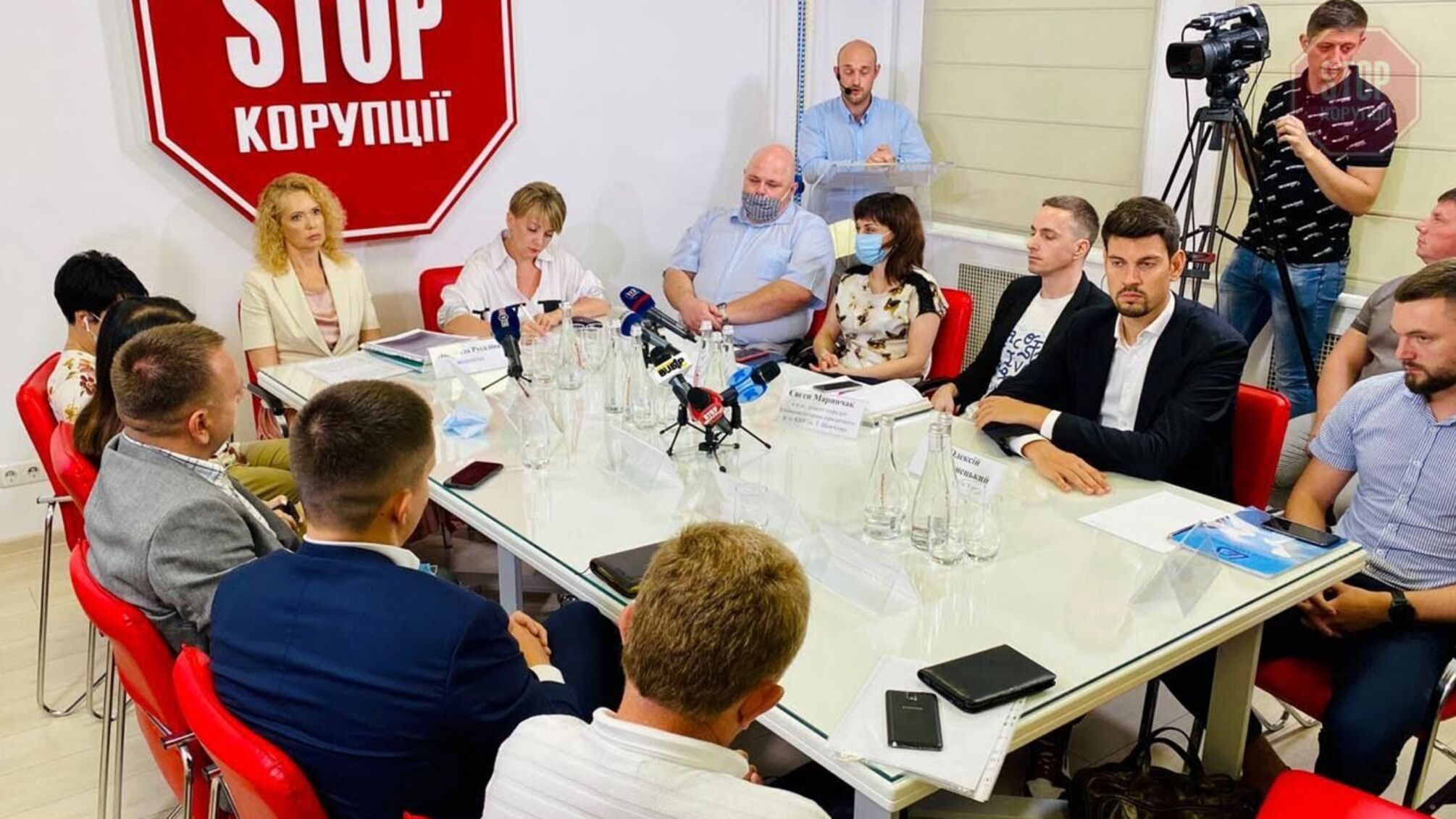 Бізнесмени, політики та громадськість визначились із необхідністю створення Антирейдерської міжвідомчої ради при Президентові