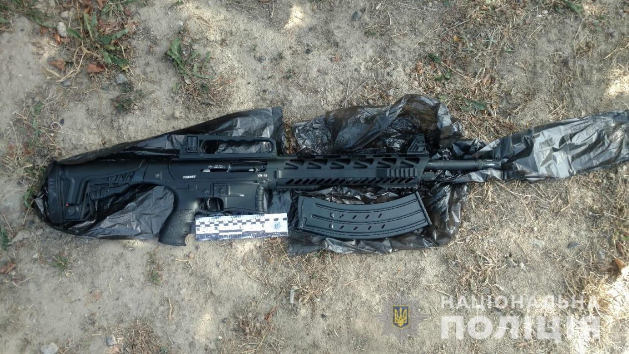 Ізмаїльські поліцейські розслідують факт хуліганства із застосуванням зброї