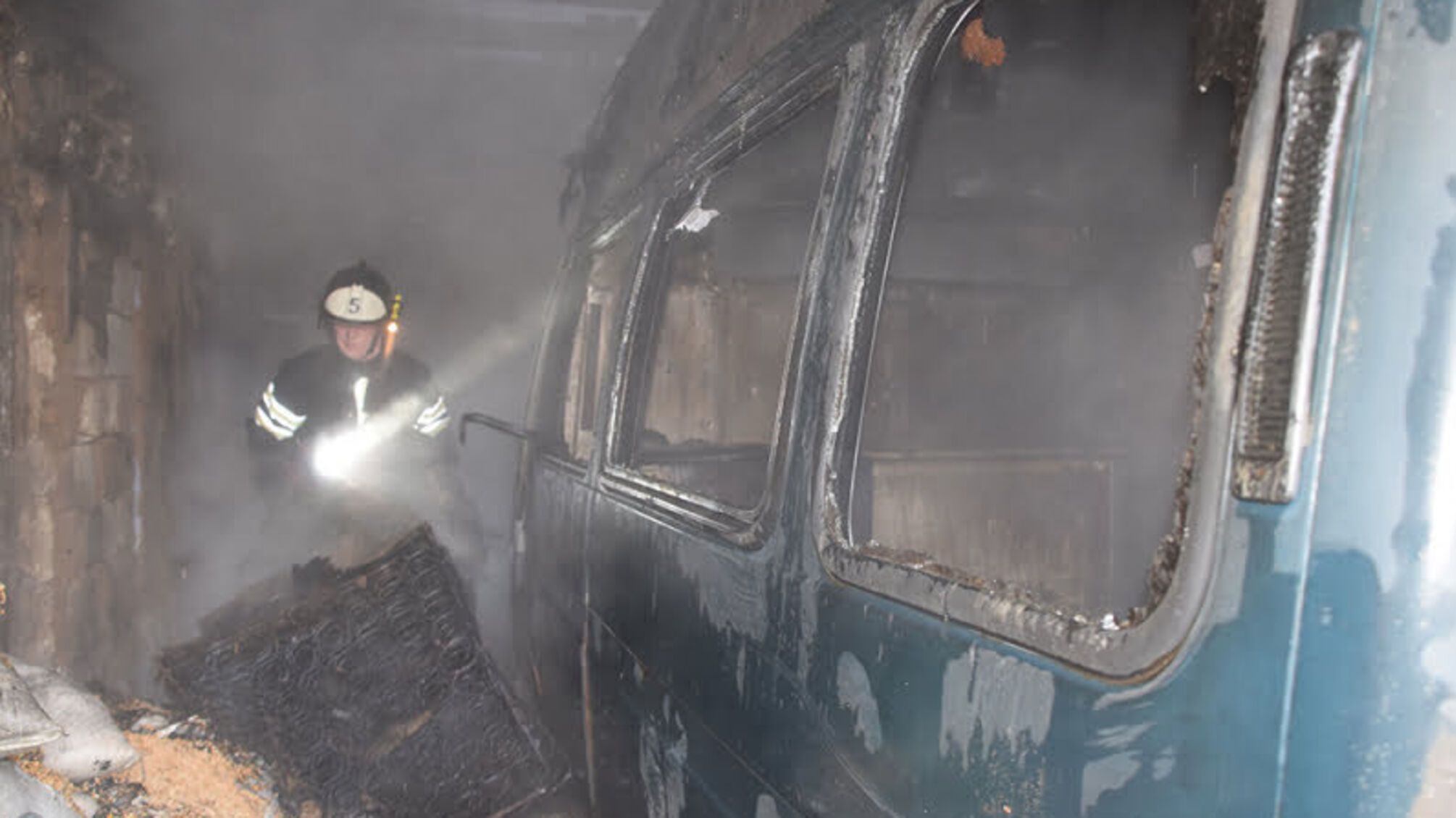 Миколаївська область: рятувальники ліквідували пожежу гаражу