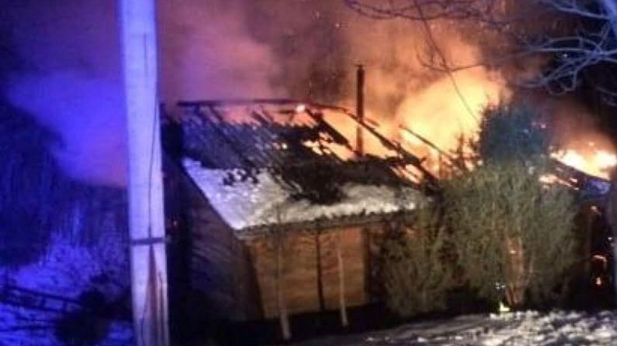 На Львівщині вогнеборці ліквідували пожежу в сауні