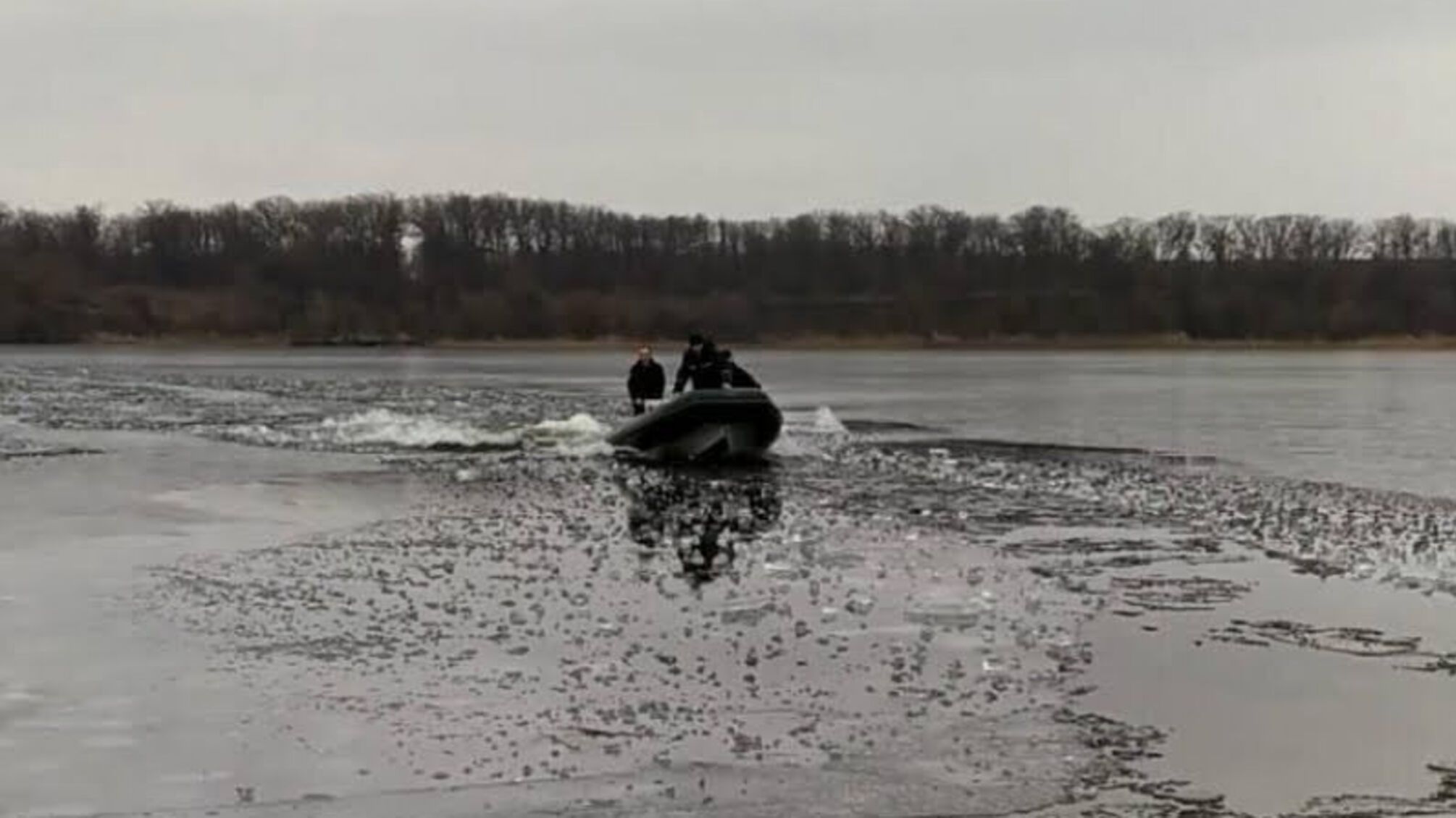 м. Запоріжжя: врятували рибалку на річці Дніпро