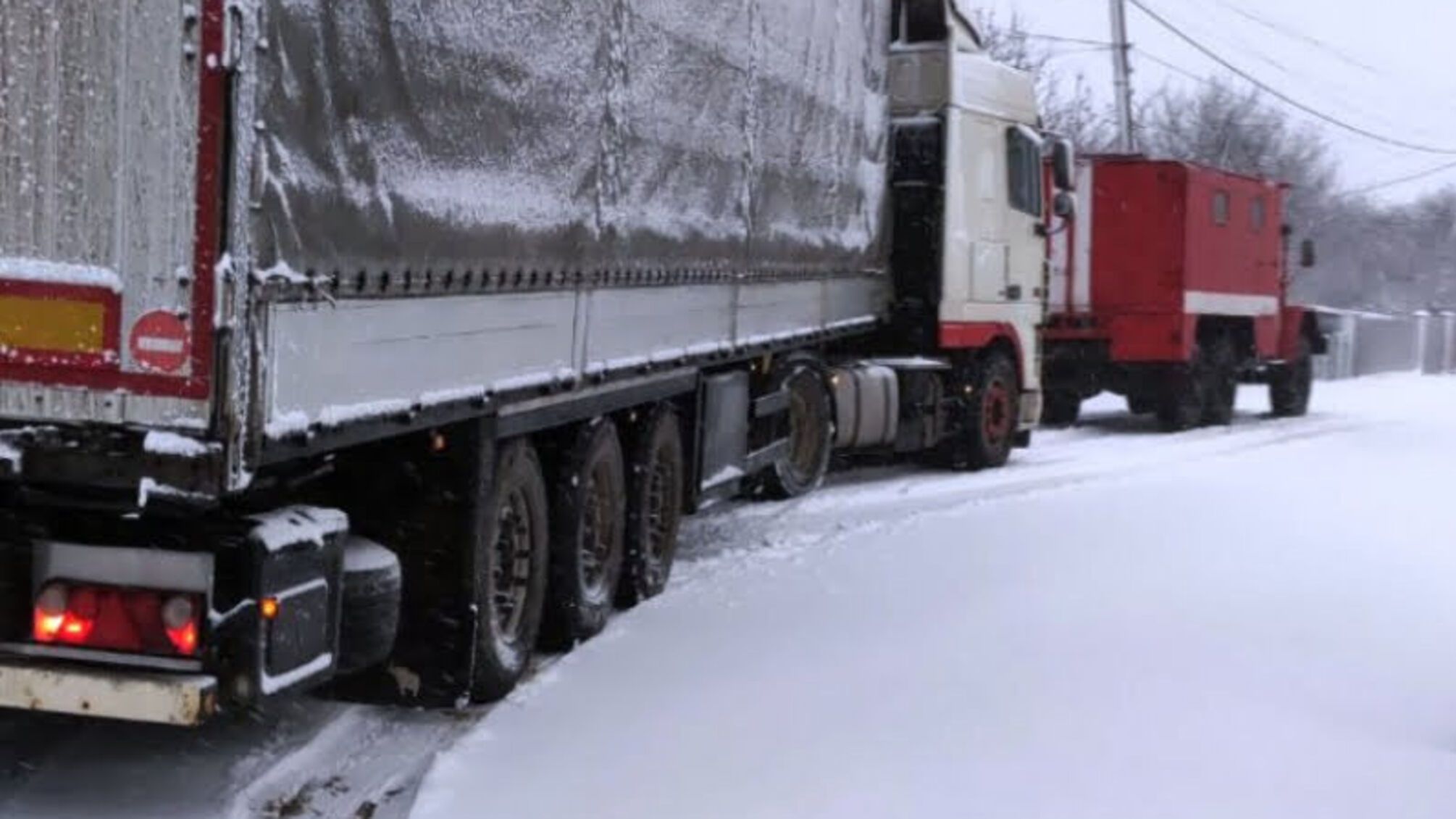 Житомирська область: упродовж доби рятувальники тричі допомагали населенню на дорогах