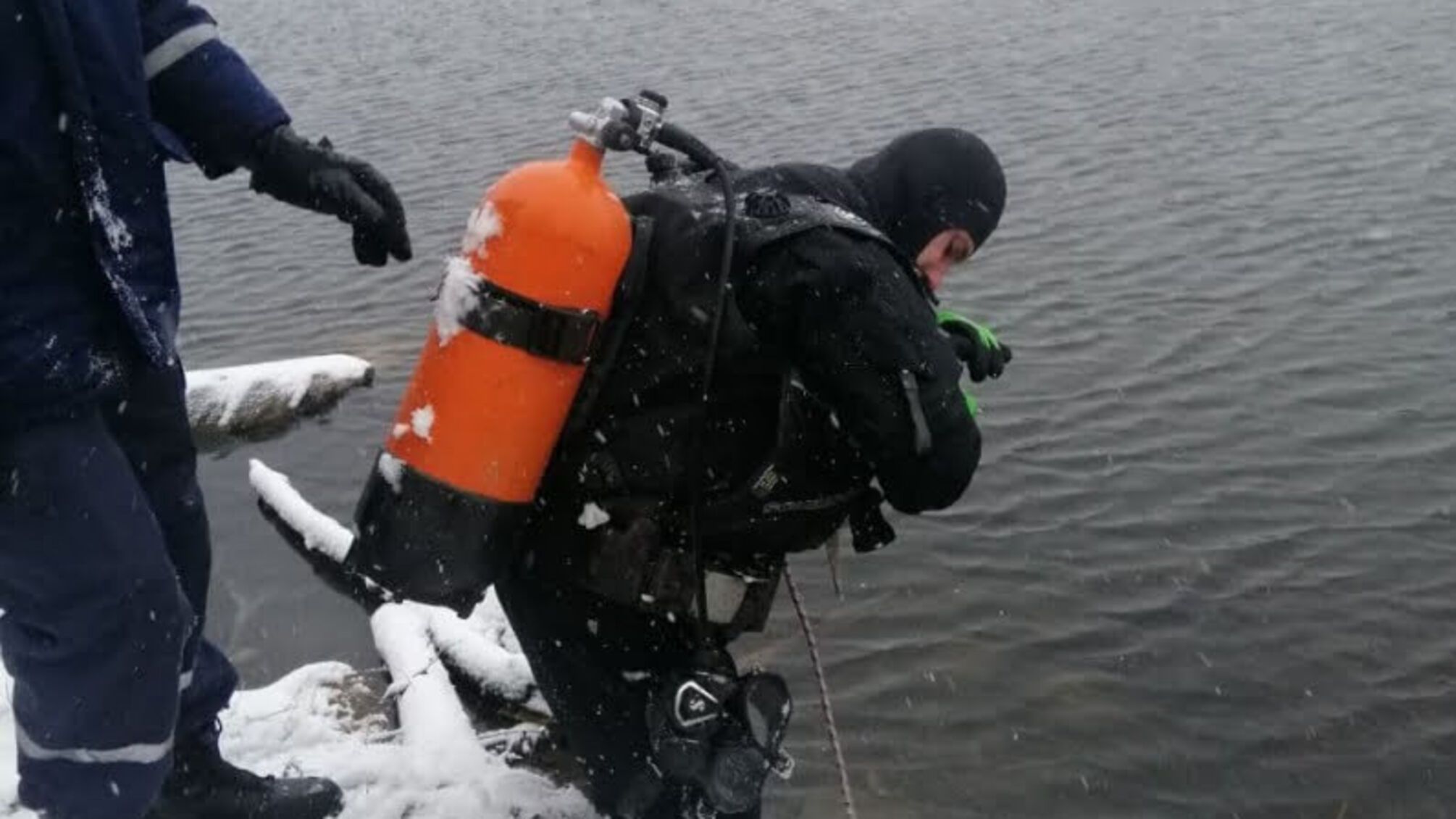 Кіровоградська область: рятувальники дістали з водосховища тіло загиблого чоловіка