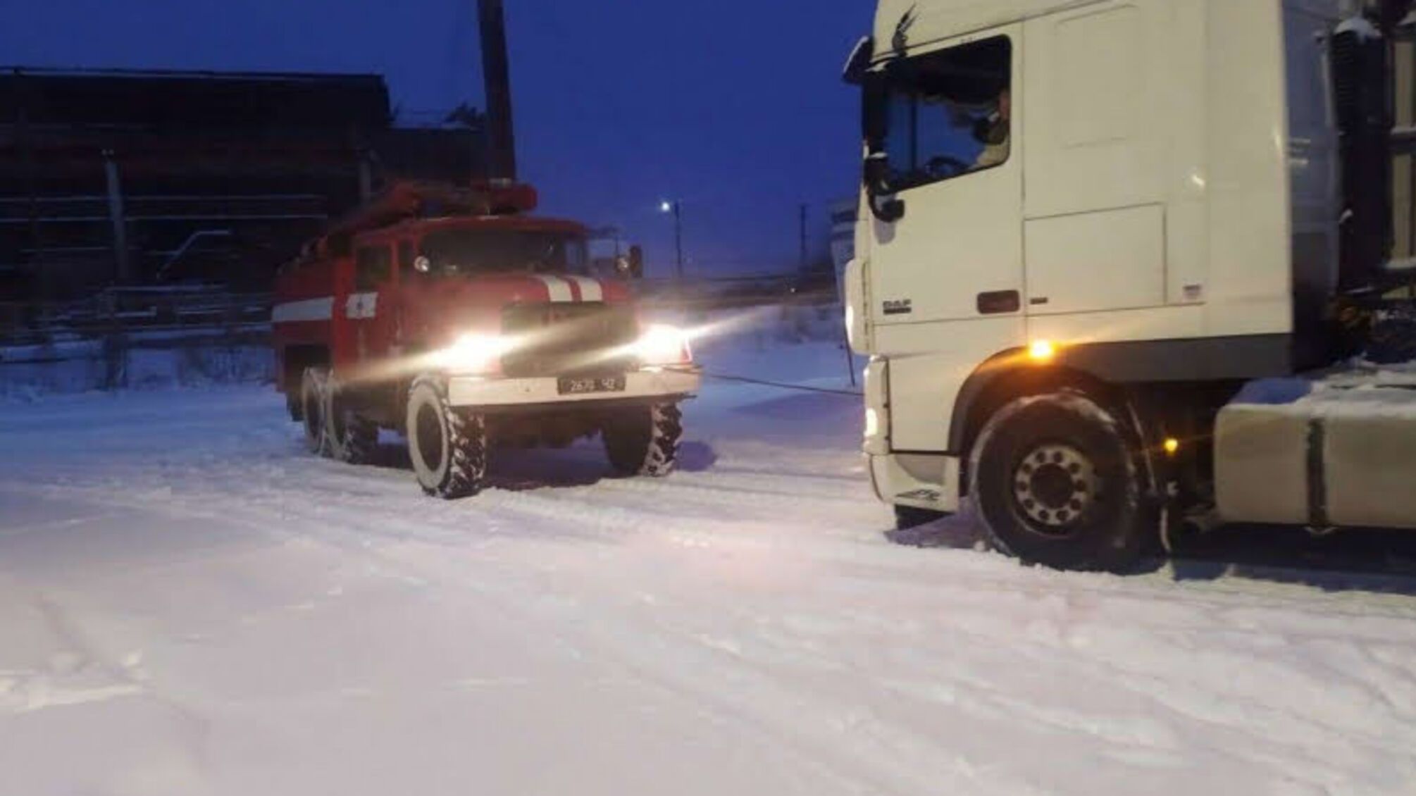 Волинська область: рятувальники вивільнили із заметів 3 автомобіля