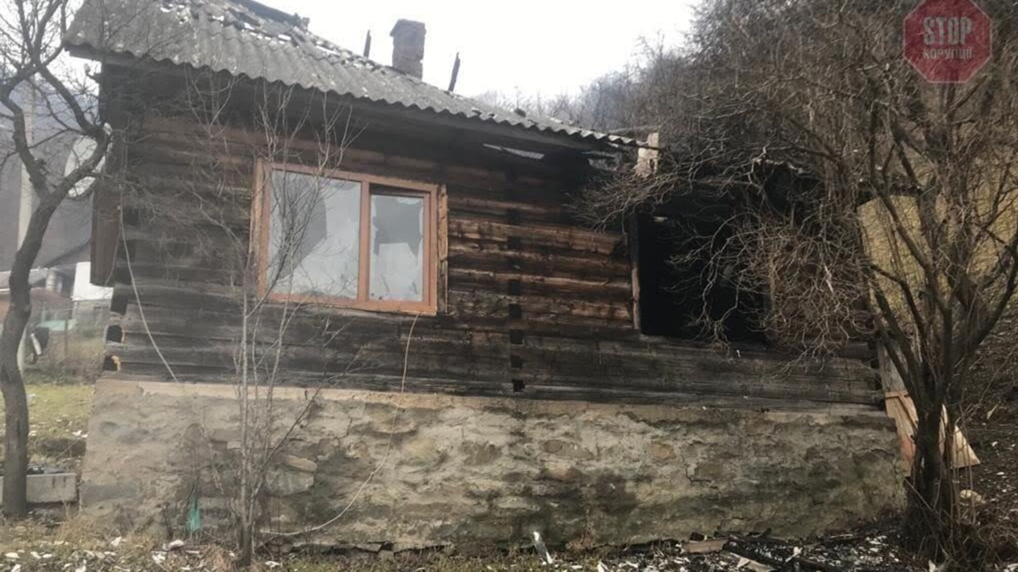 На Закарпатье женщина подожгла дом своего бывшего (фото)
