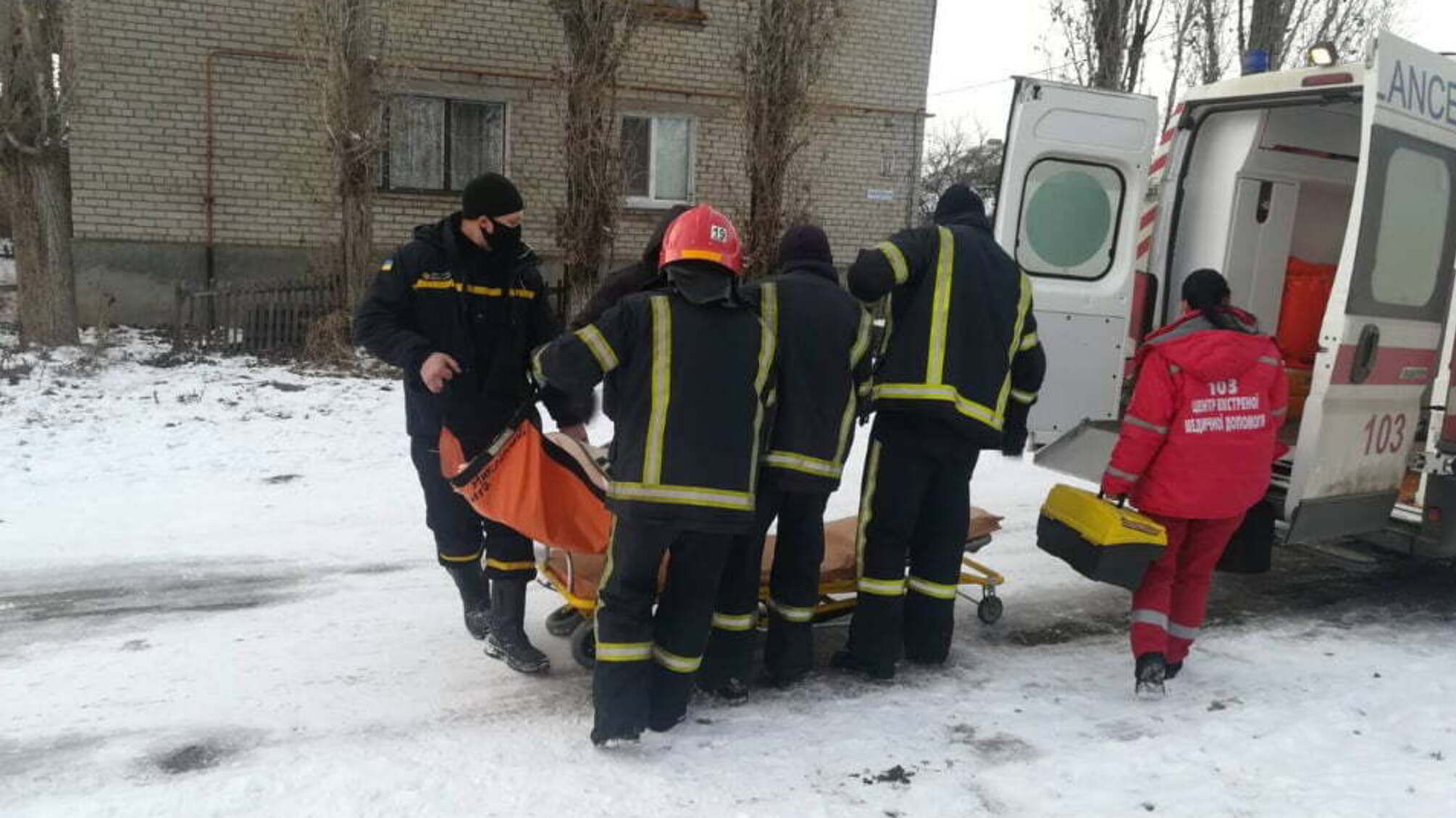 Миколаїв: рятувальники двічі виїжджали для надання допомоги населенню