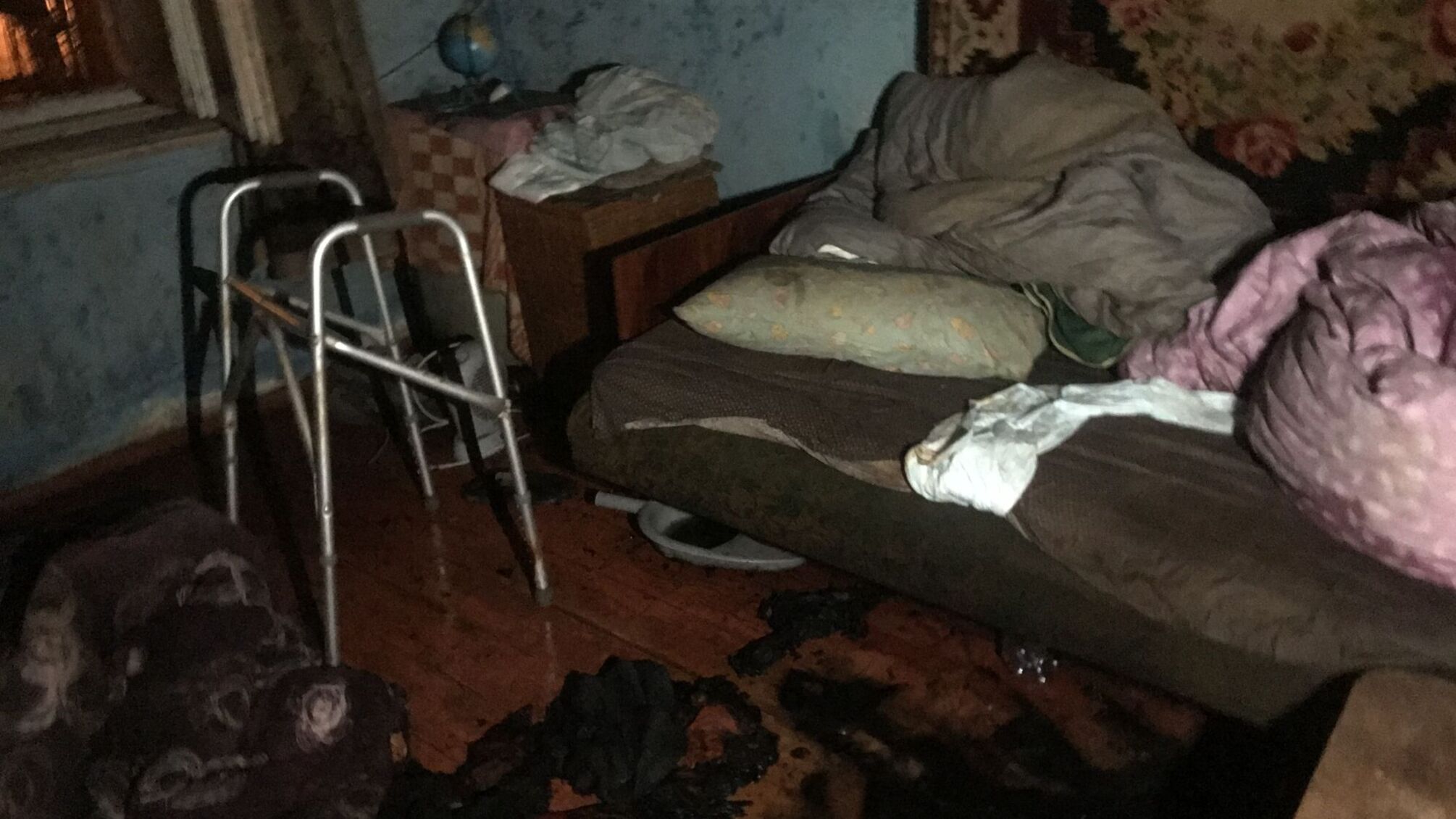 м. Львів: вогнеборці врятували на пожежі літню жінку