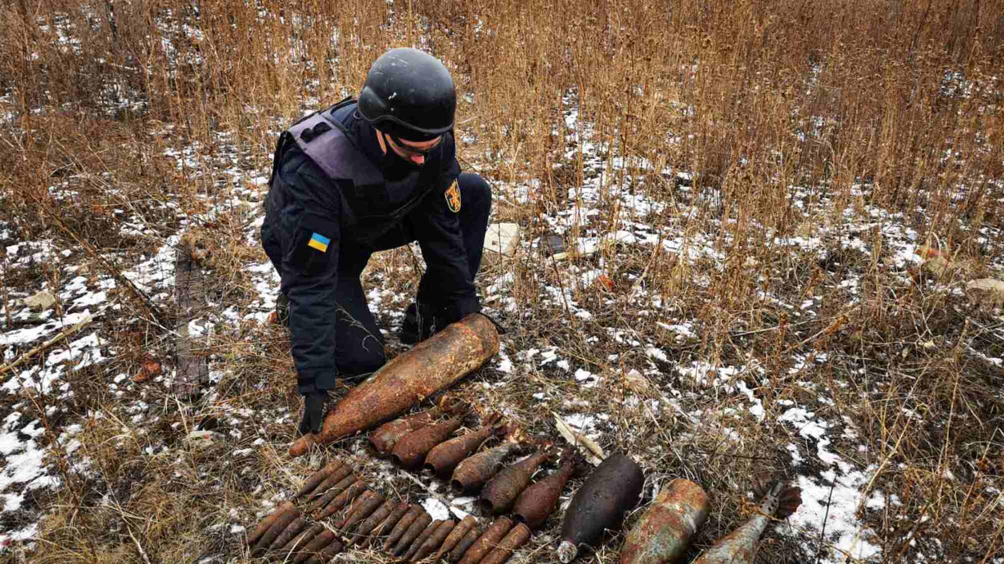 З початку року піротехніки ДСНС України вилучили та знищили понад 1 тисячу 600 вибухонебезпечних предметів