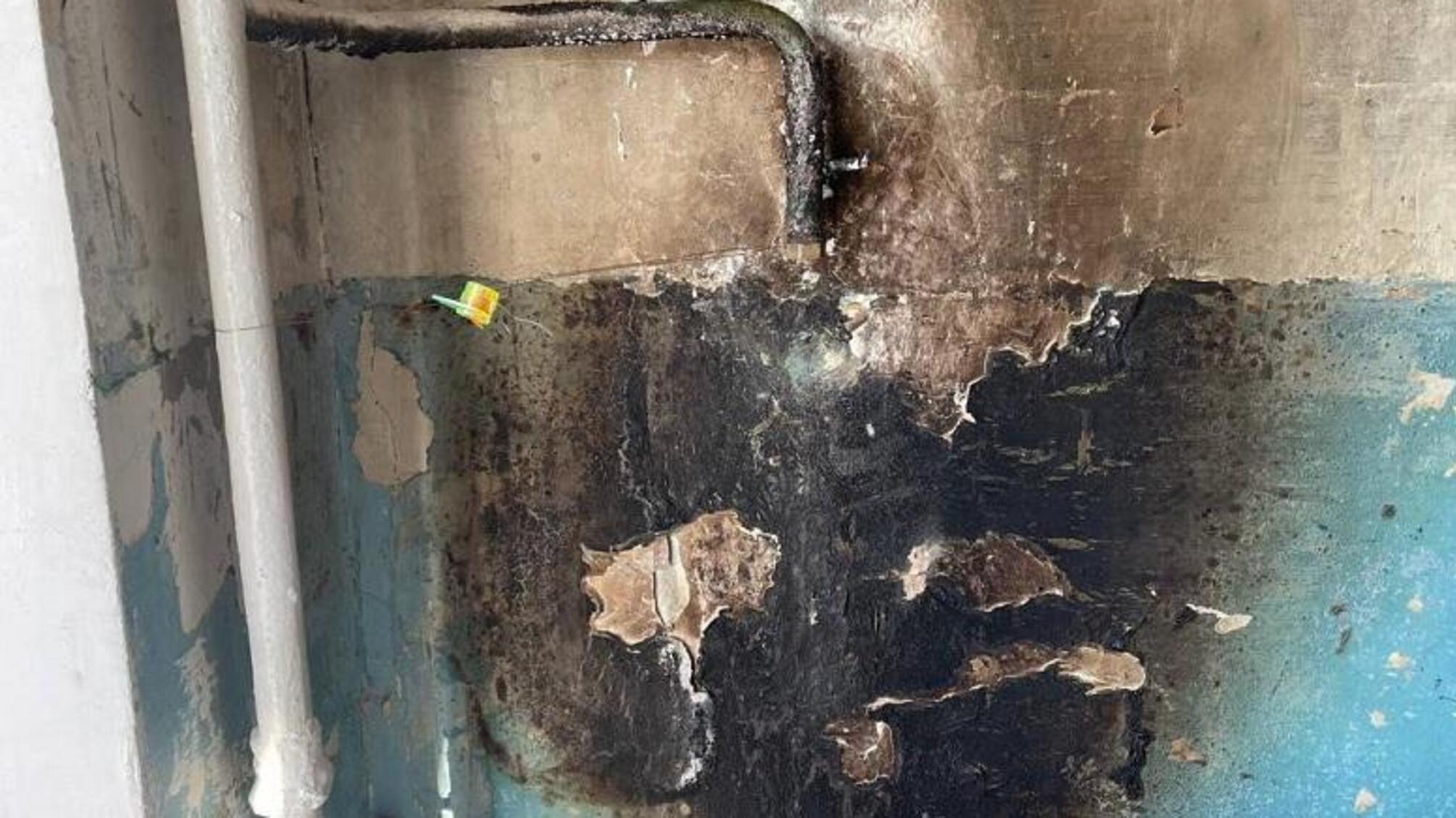 У Києві правоохоронці встановлюють обставини вибуху в квартирі багатоповерхівки