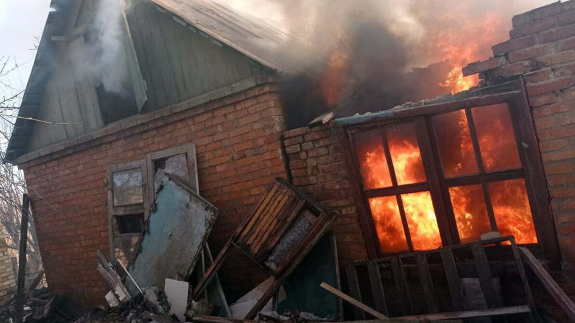 Дніпропетровська область: ліквідовано пожежу в літній кухні