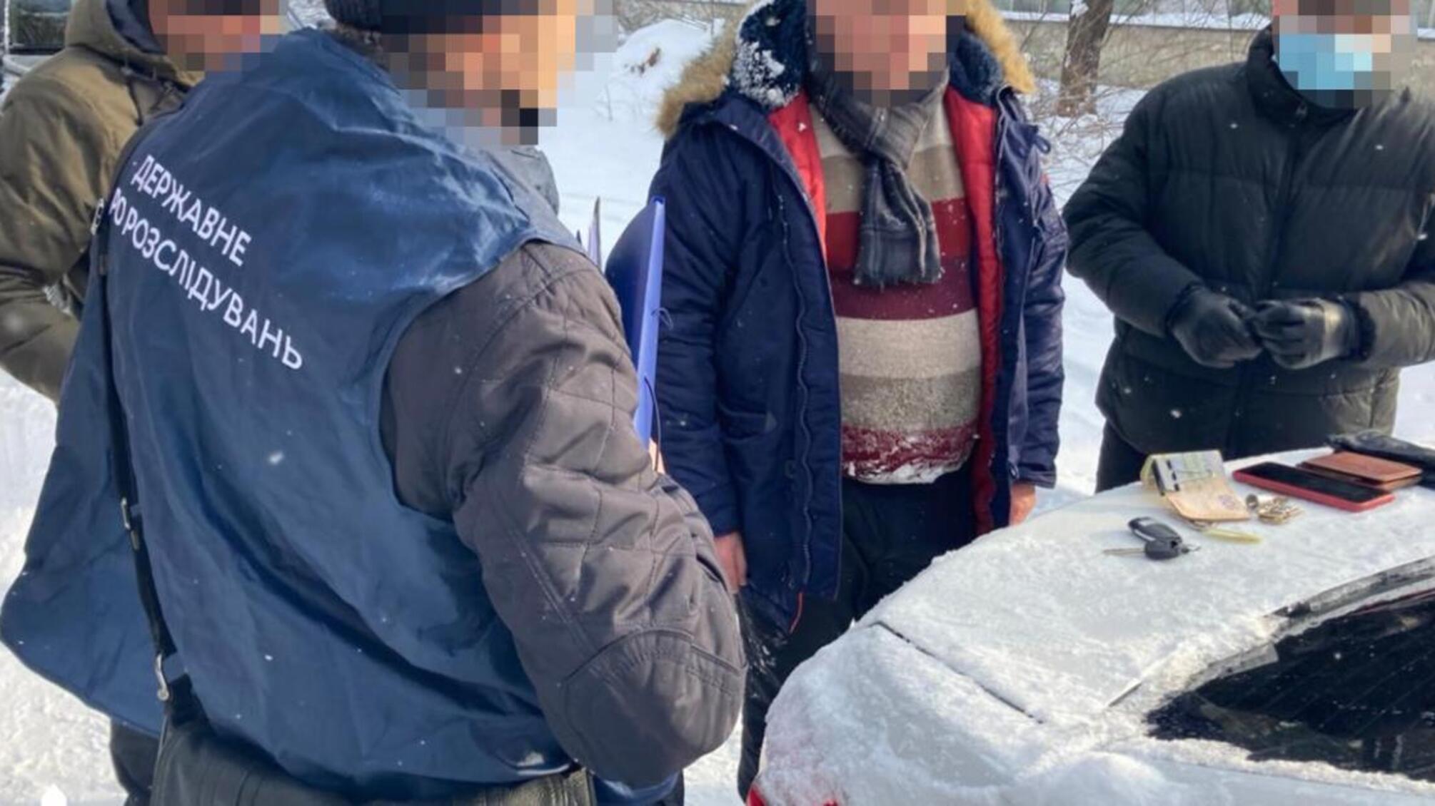 ДБР затримало «на гарячому» начальника структурного підрозділу Казенного підприємства у місті Києві