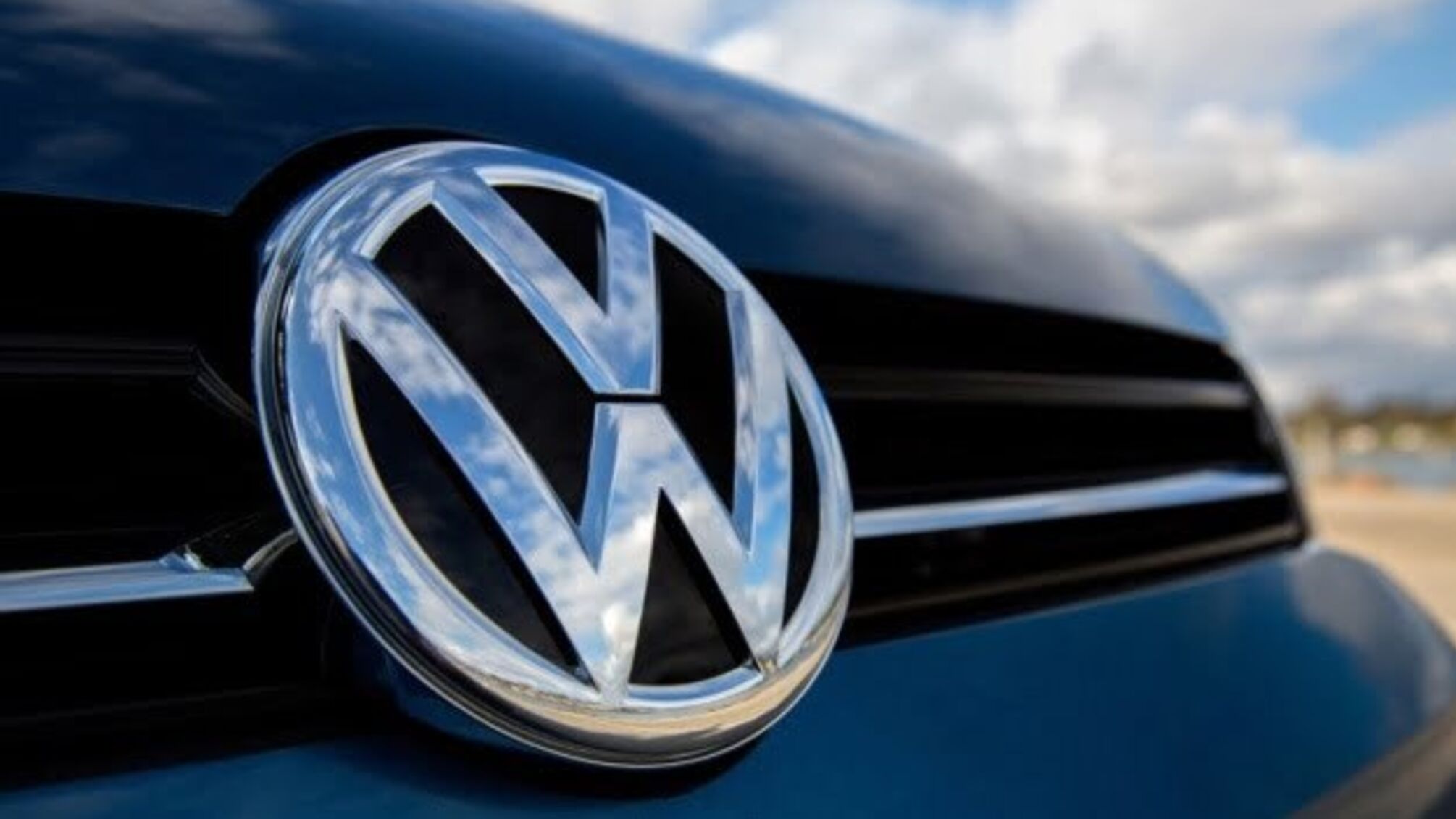 Туреччина вбачає «політичну причину» у відмові Volkswagen від побудови заводу