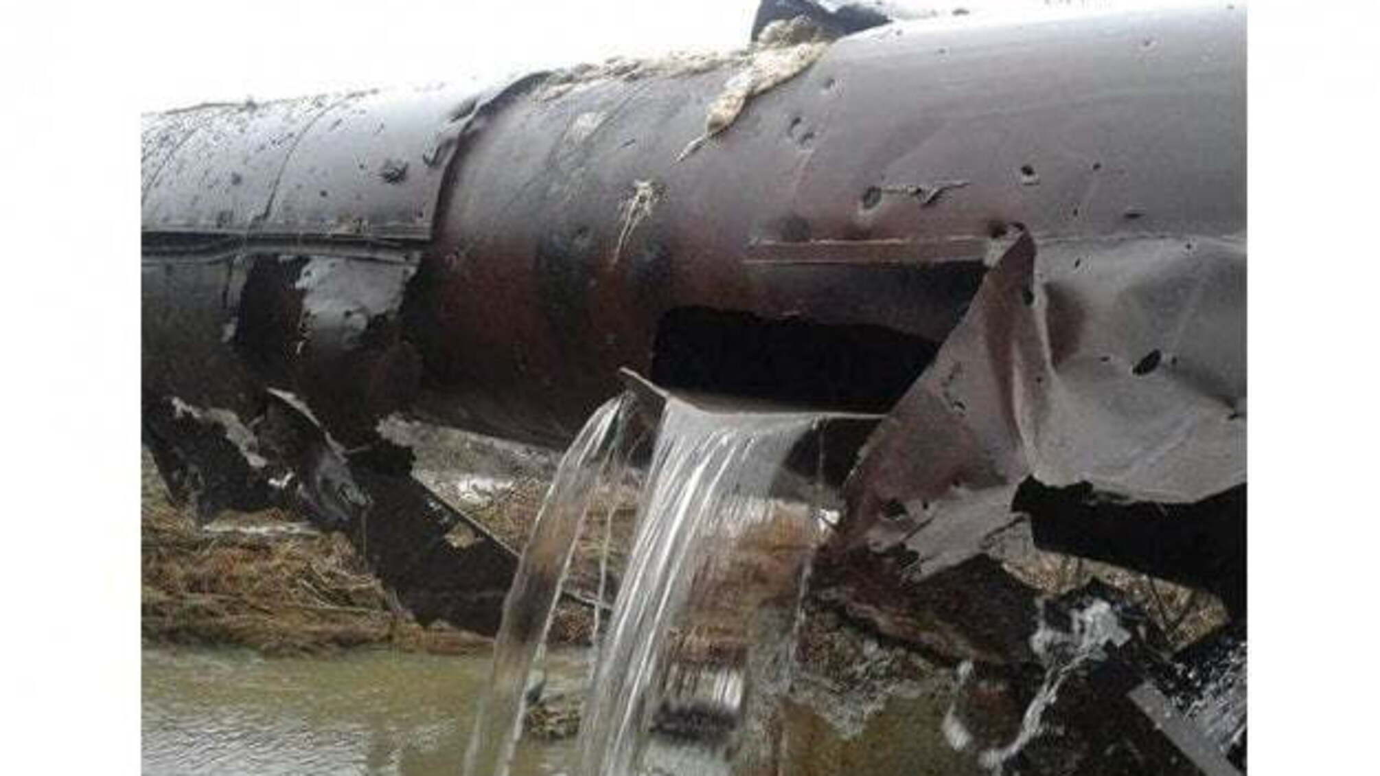 Комунальники знайшли у «сірій» зоні місце пошкодження водоводу Горлівка-Торецьк