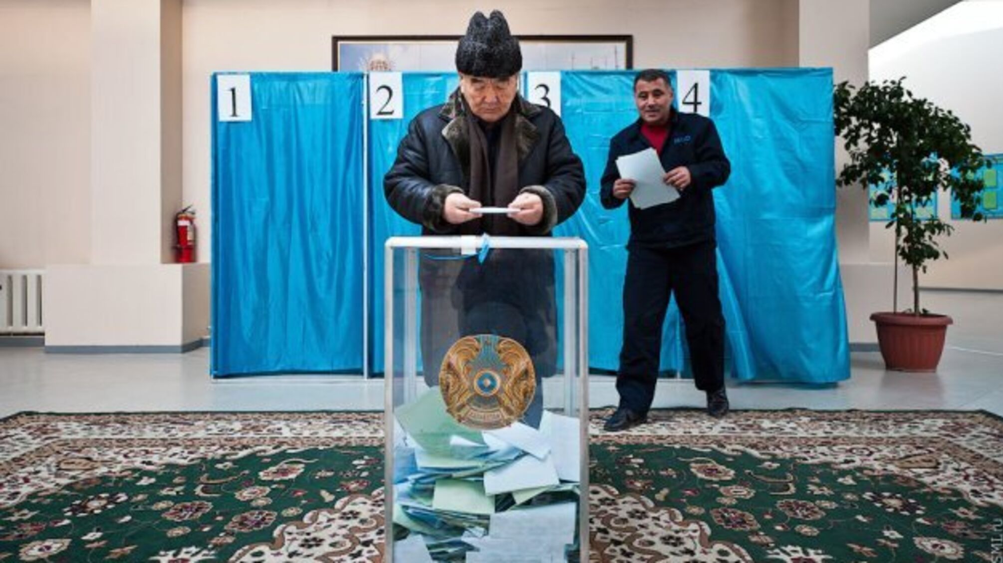 На виборах у Казахстані лідирує владна партія