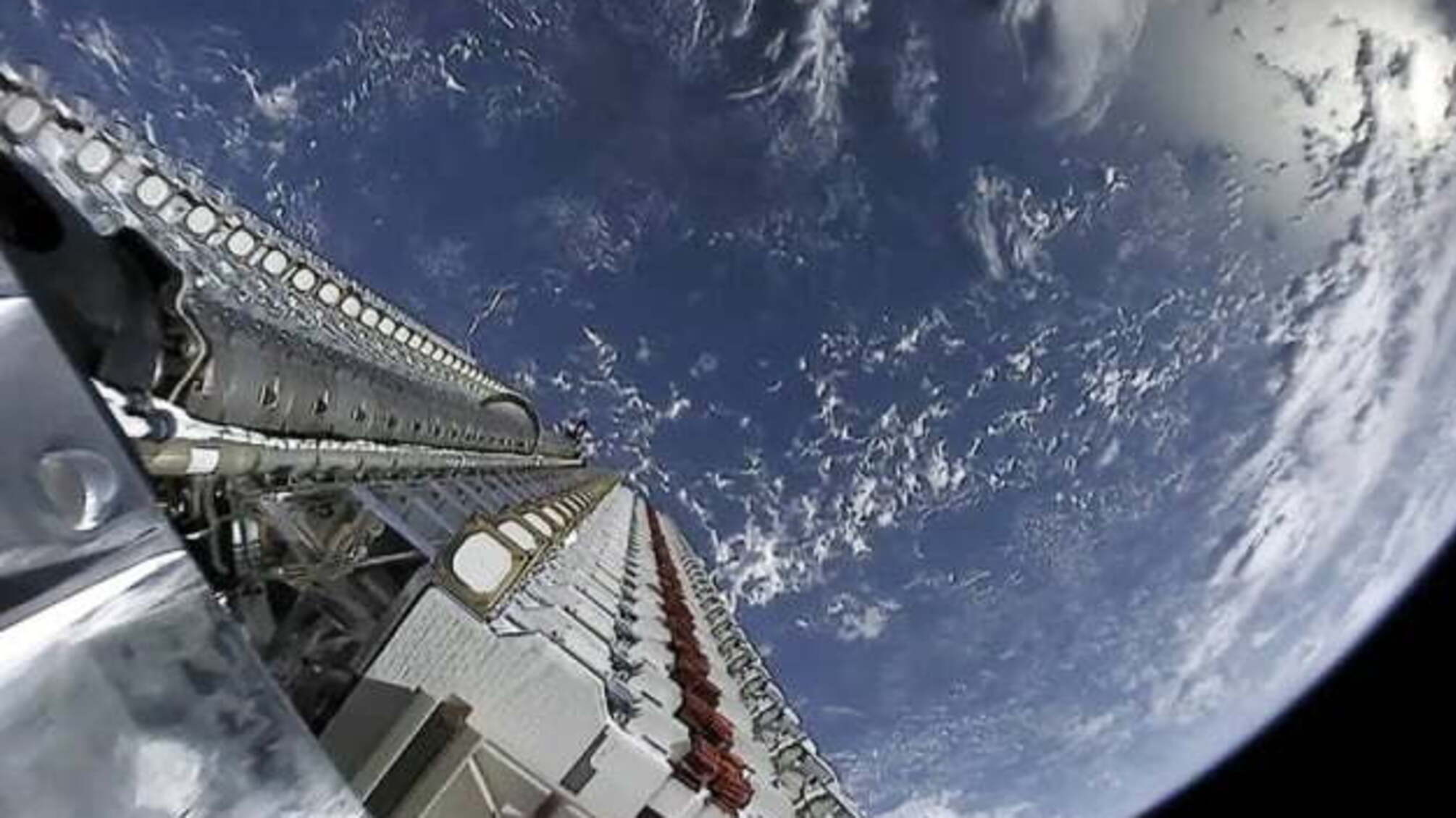 Spacex планує повторити власний рекорд доставки супутників