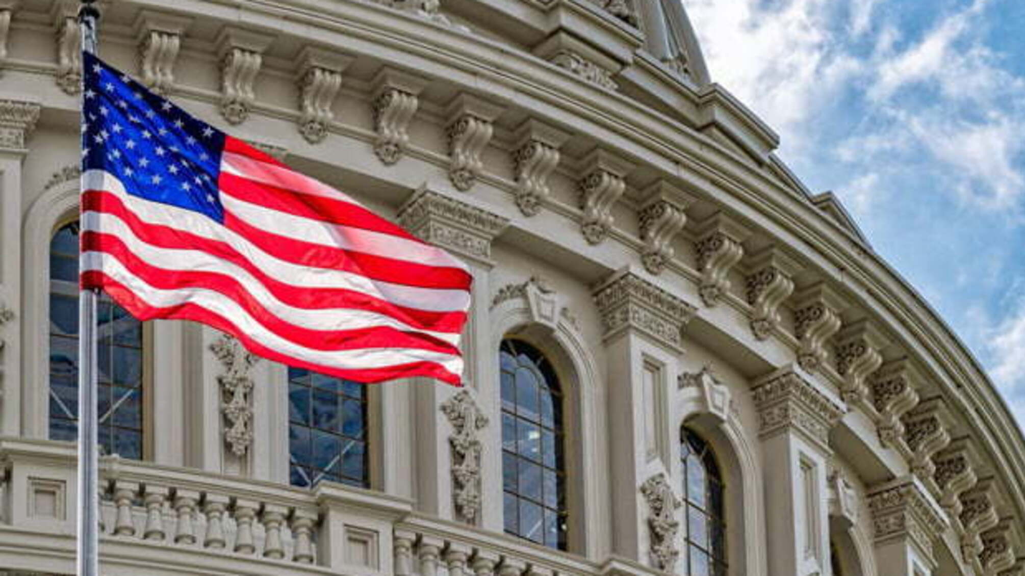 Дипмісіям США через заворушення у Вашингтоні заборонили писати в соцмережах