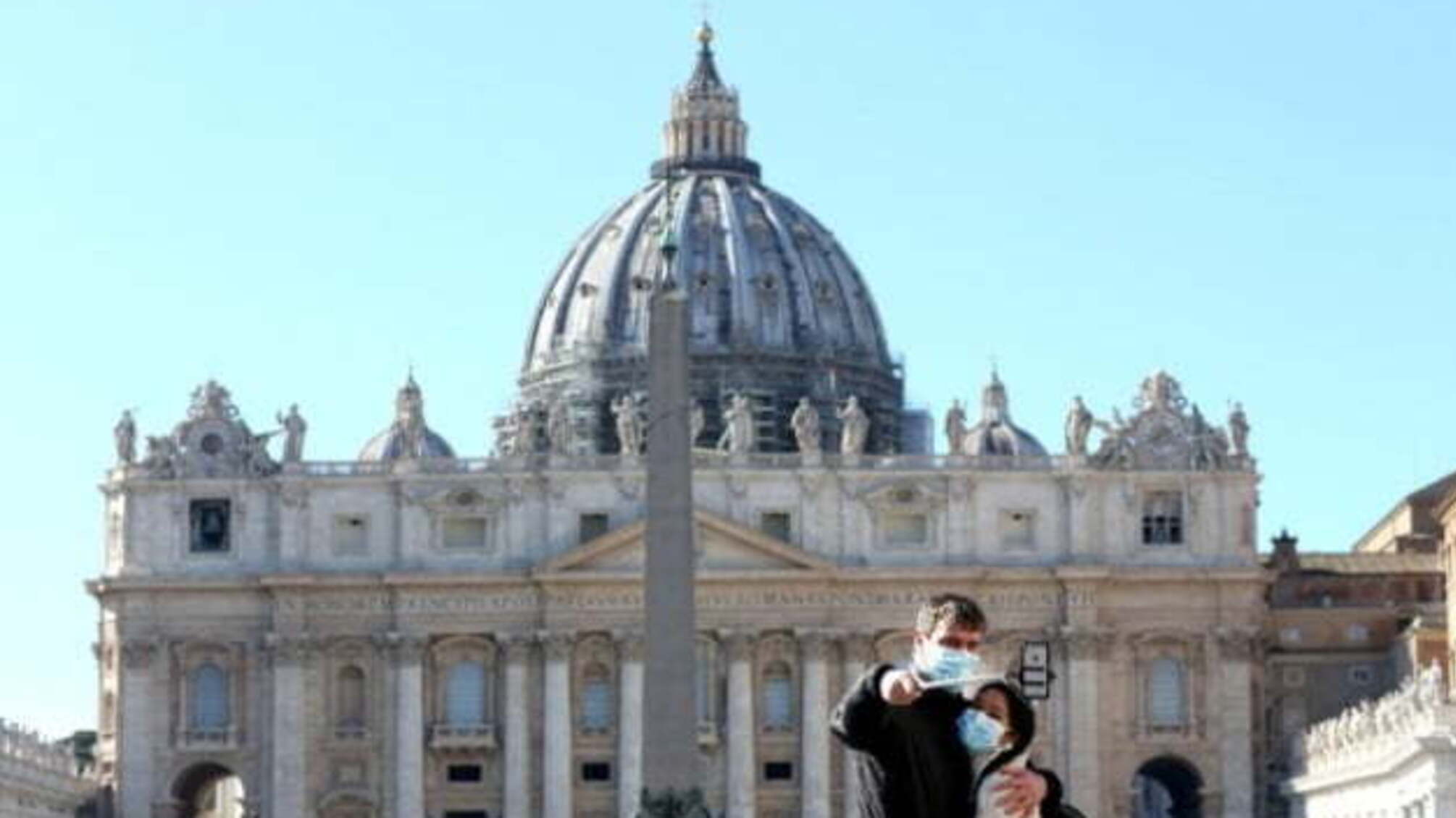 Ватикан розпочинає вакцинацію – кого прищеплять першими