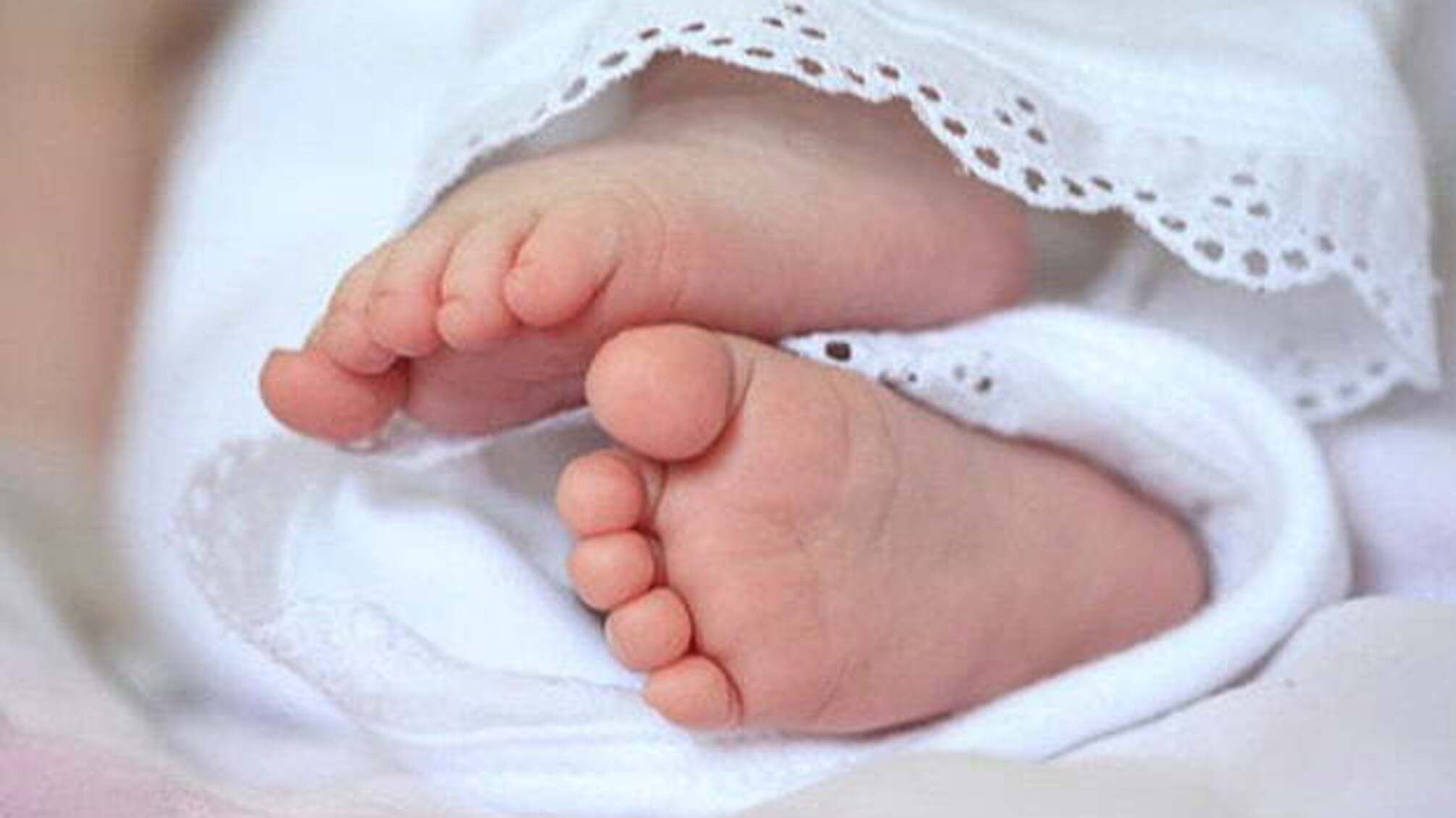 До Кременчуцького пологового будинку вперше за 20 років підкинули немовля