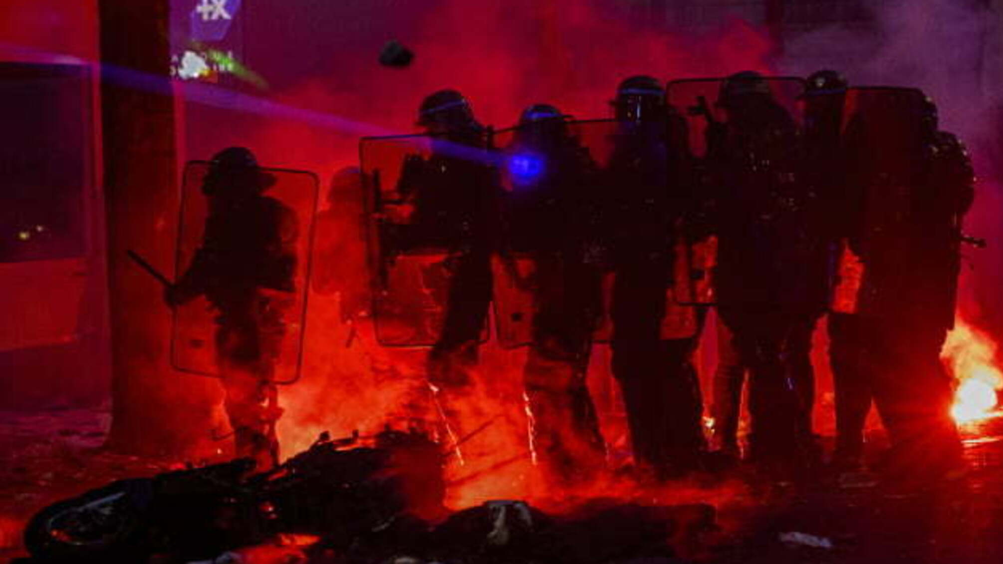 Протести студентів у Туреччині переросли у зіткнення з поліцією