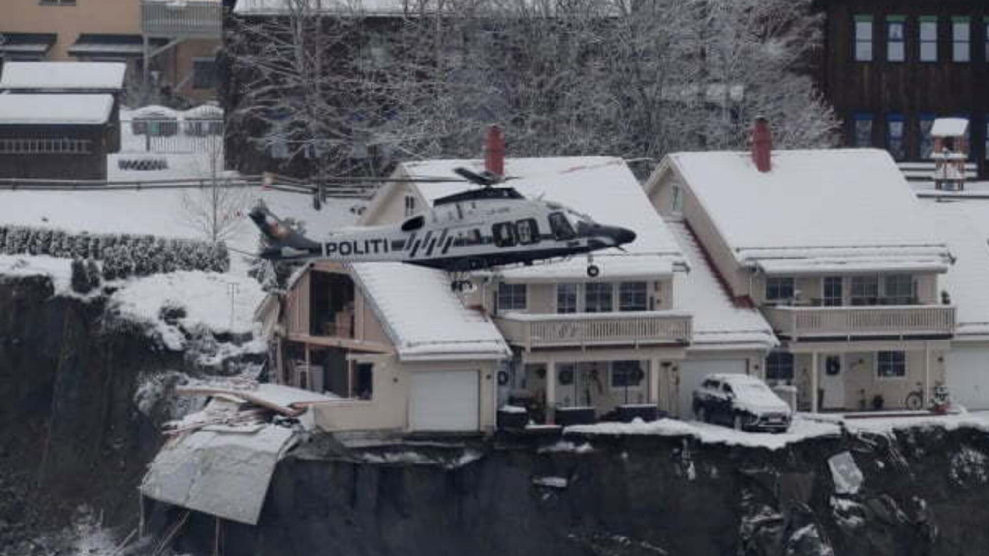 Норвезькі рятувальники втратили надію знайти живих на місці зсуву