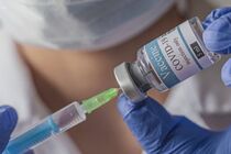 Глава МОЗ сподівається, що COVID-вакцинація почнеться у лютому