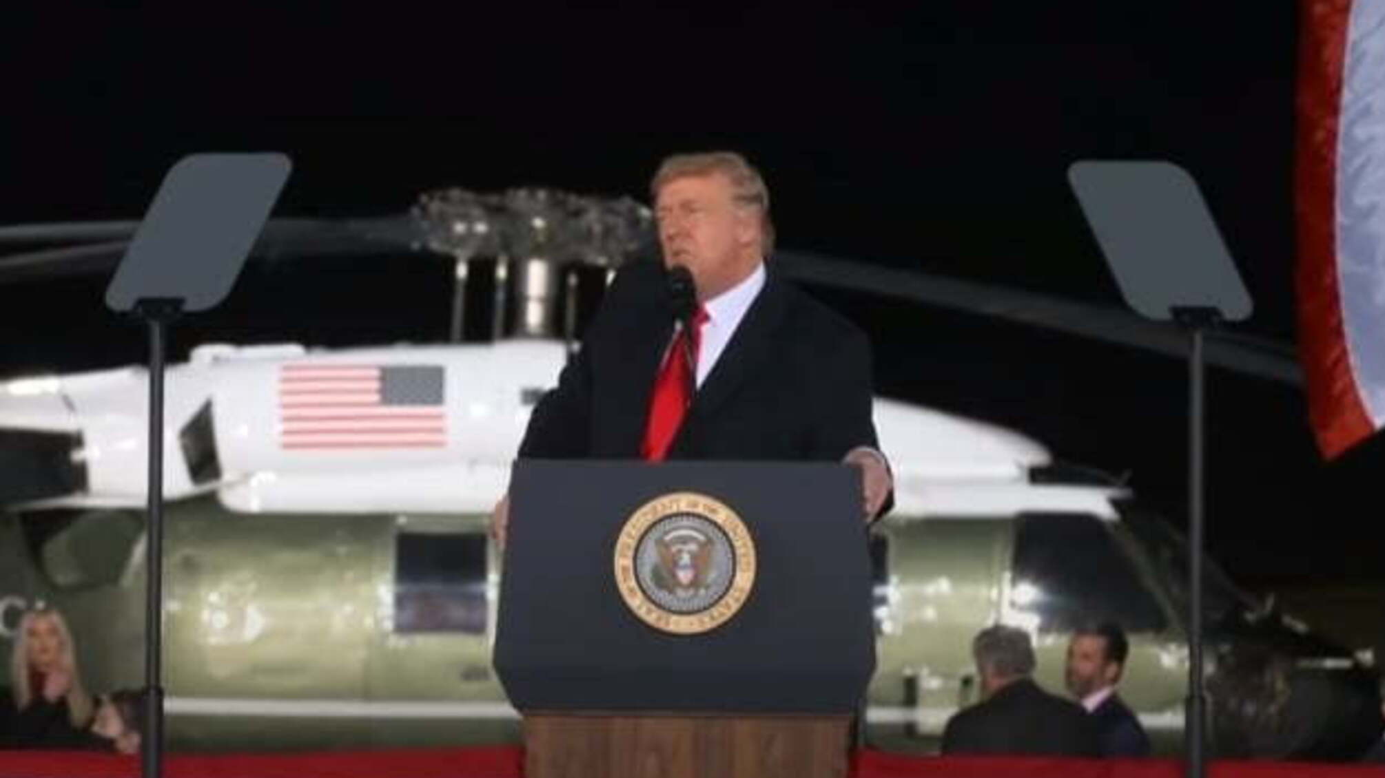 Трамп пообіцяв «пекельну битву» за Білий дім