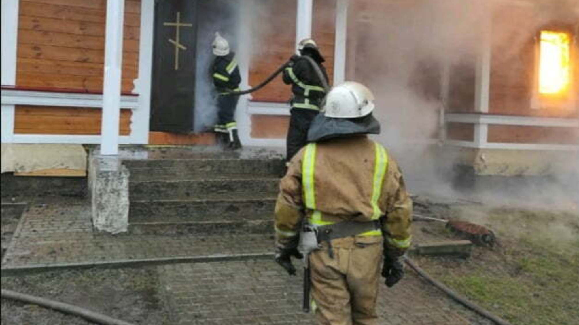 Пожежу в церкві на Кіровоградщині загасили