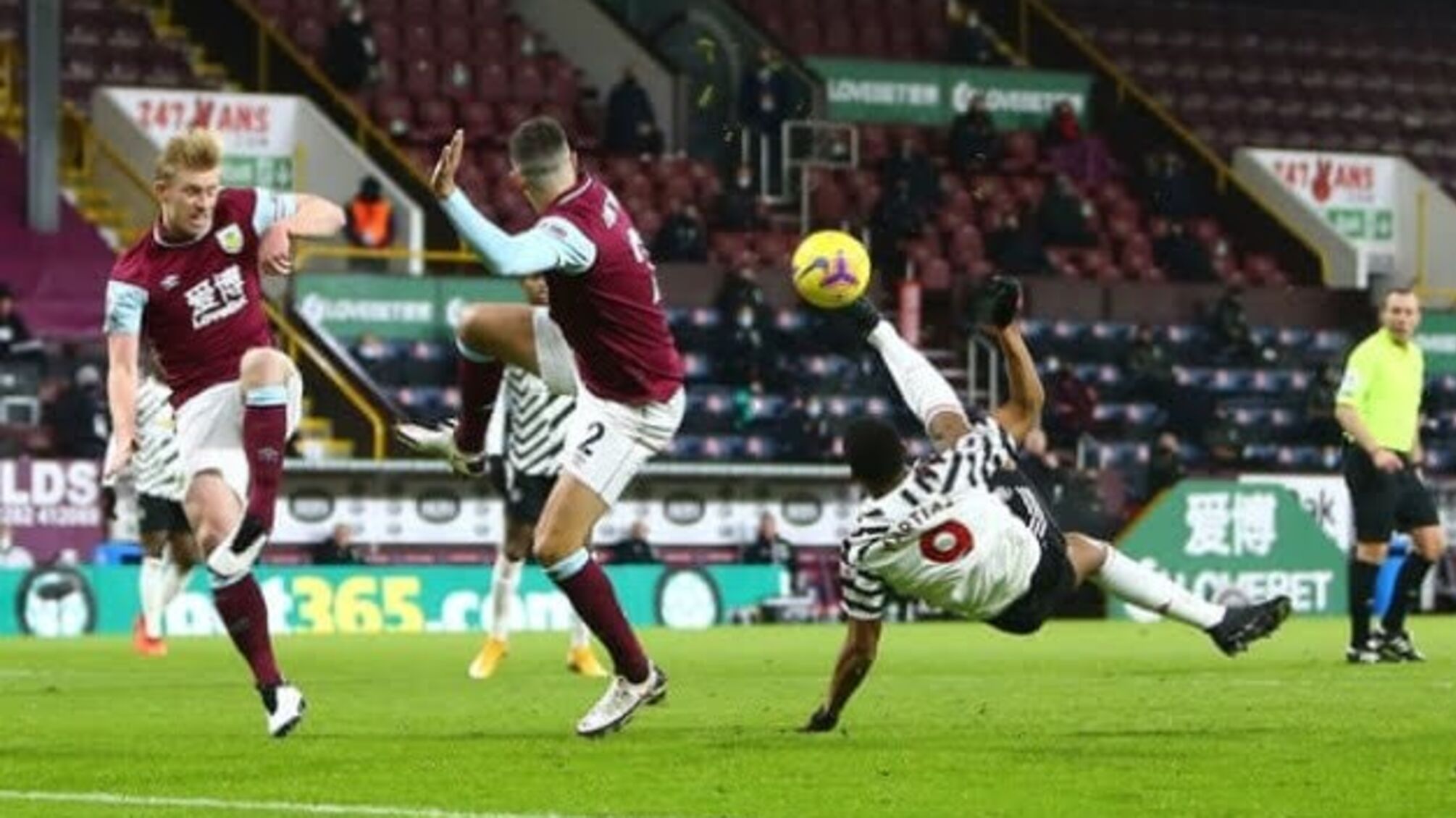 «МЮ» обіграв «Бернлі» і став лідером АПЛ