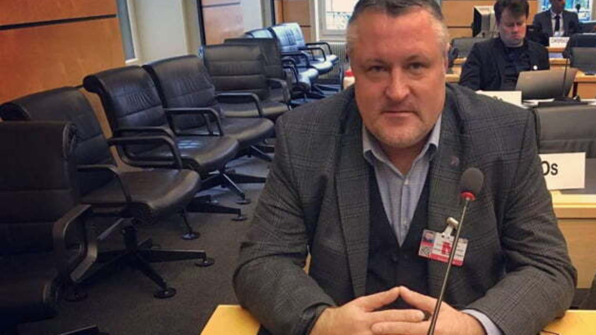 У Білорусі силовики затримали правозахисника