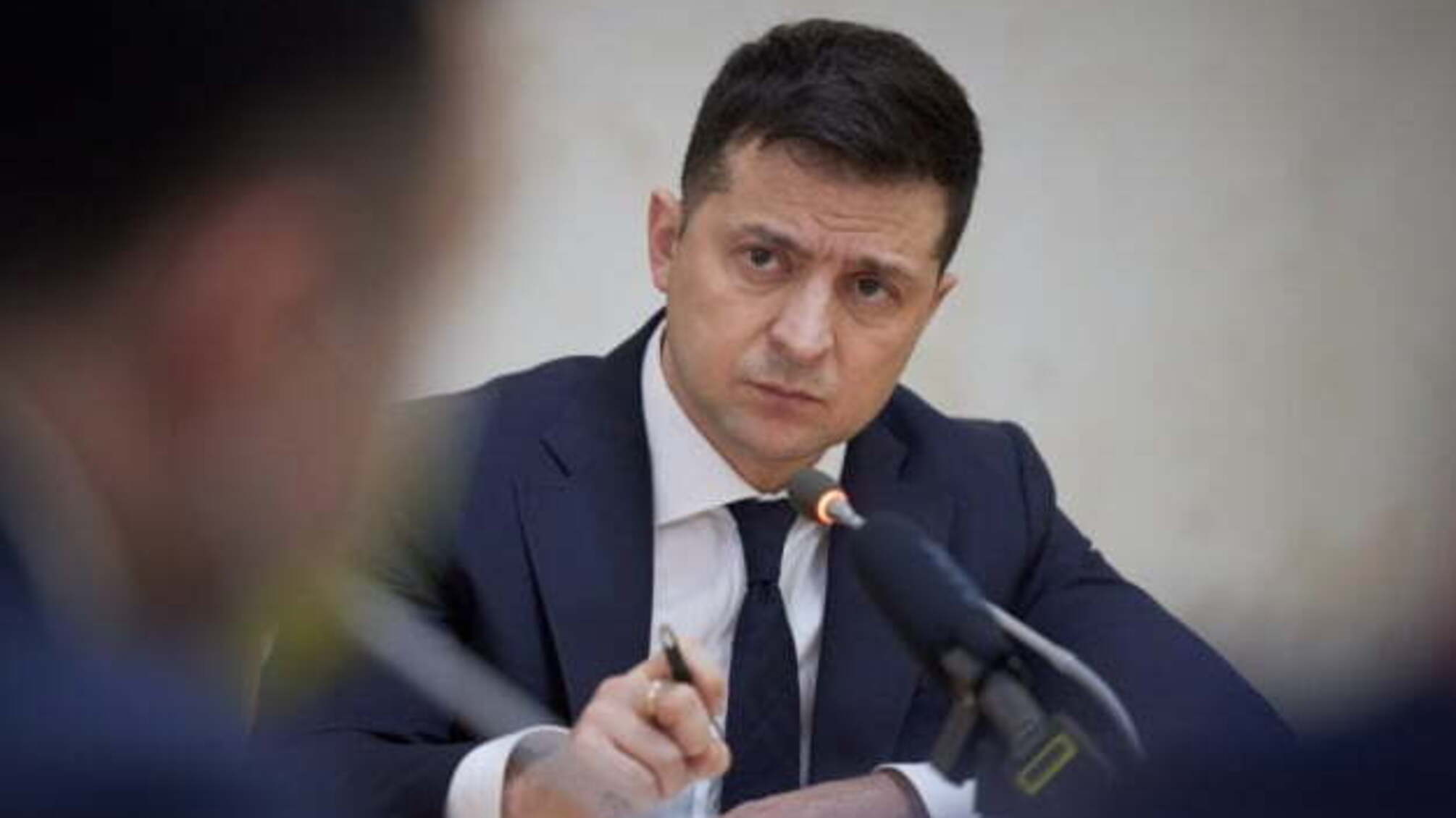 Зеленський квапить із реформою митниці