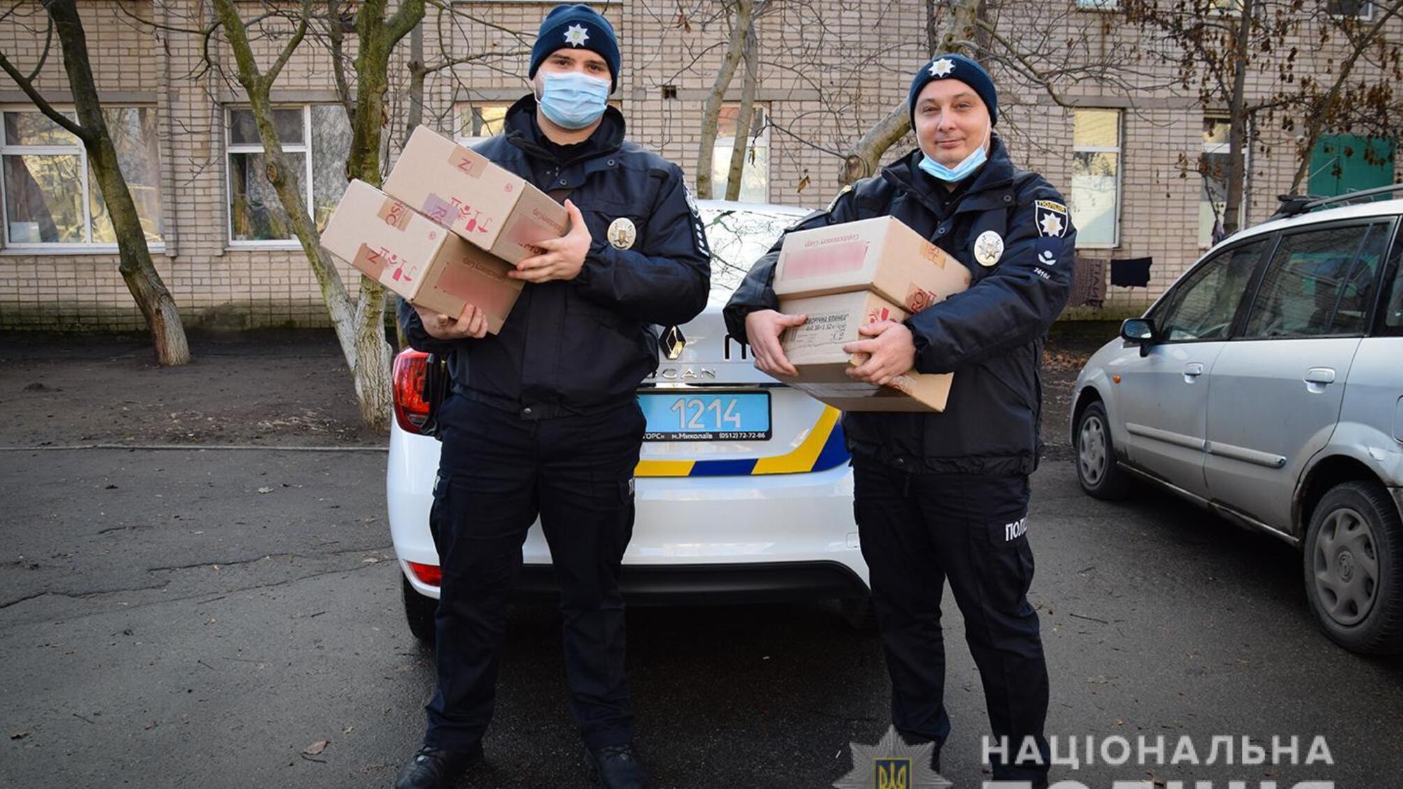 Миколаївські поліцейські вітали вихованців інтернатів із Різдвом Христовим