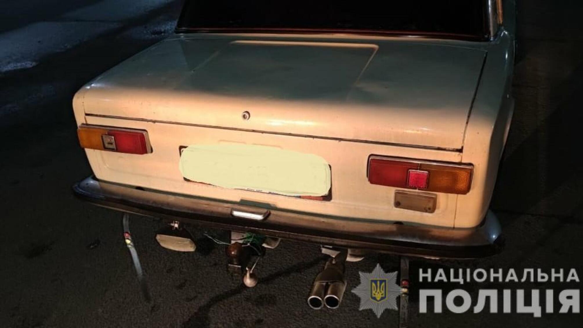 На Херсонщині  поліцейські виявили в автомобілі місцевого жителя гранату РГД-5