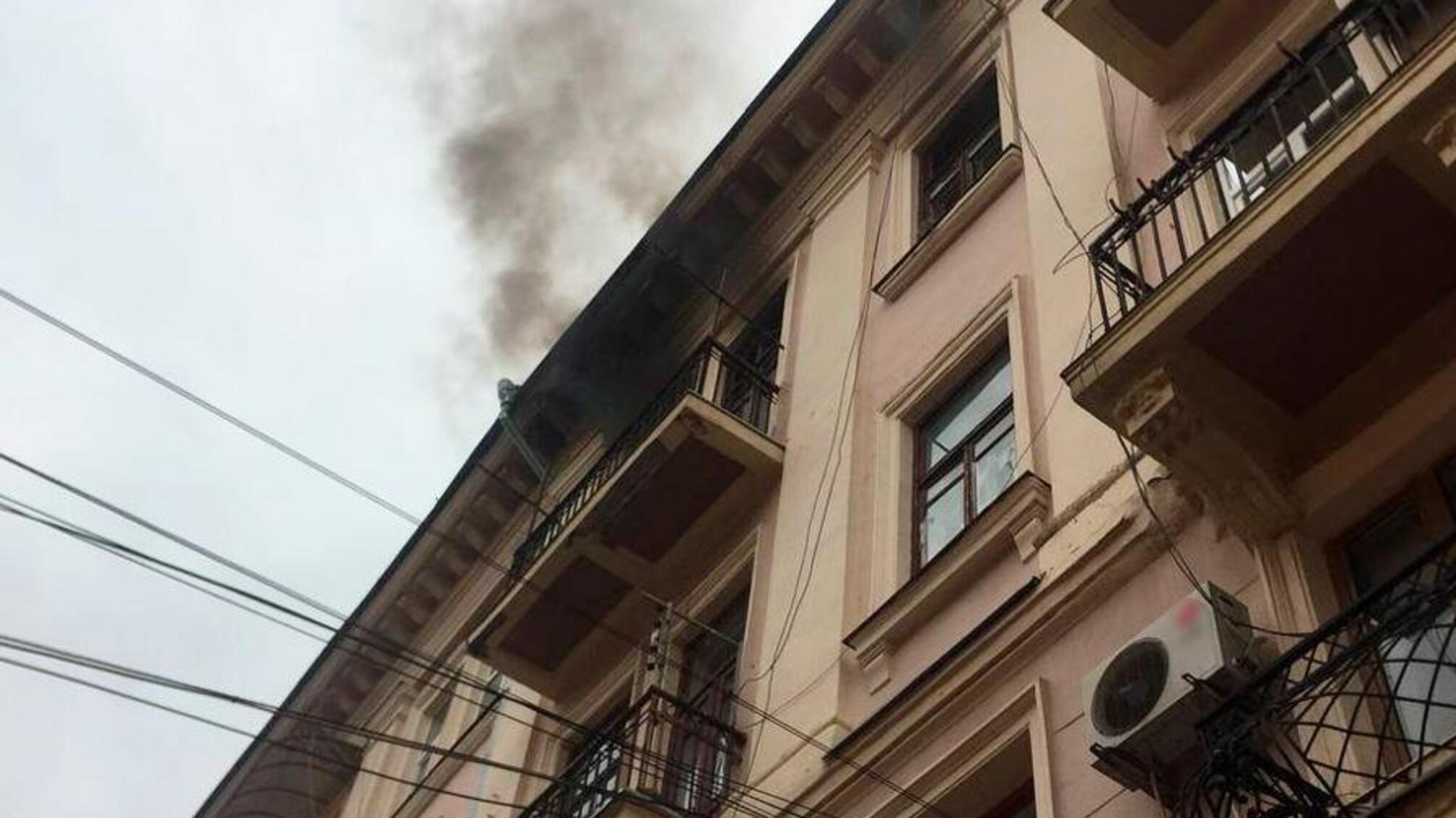 За фактом пожежі в середмісті Чернівців поліція розпочала кримінальне провадження