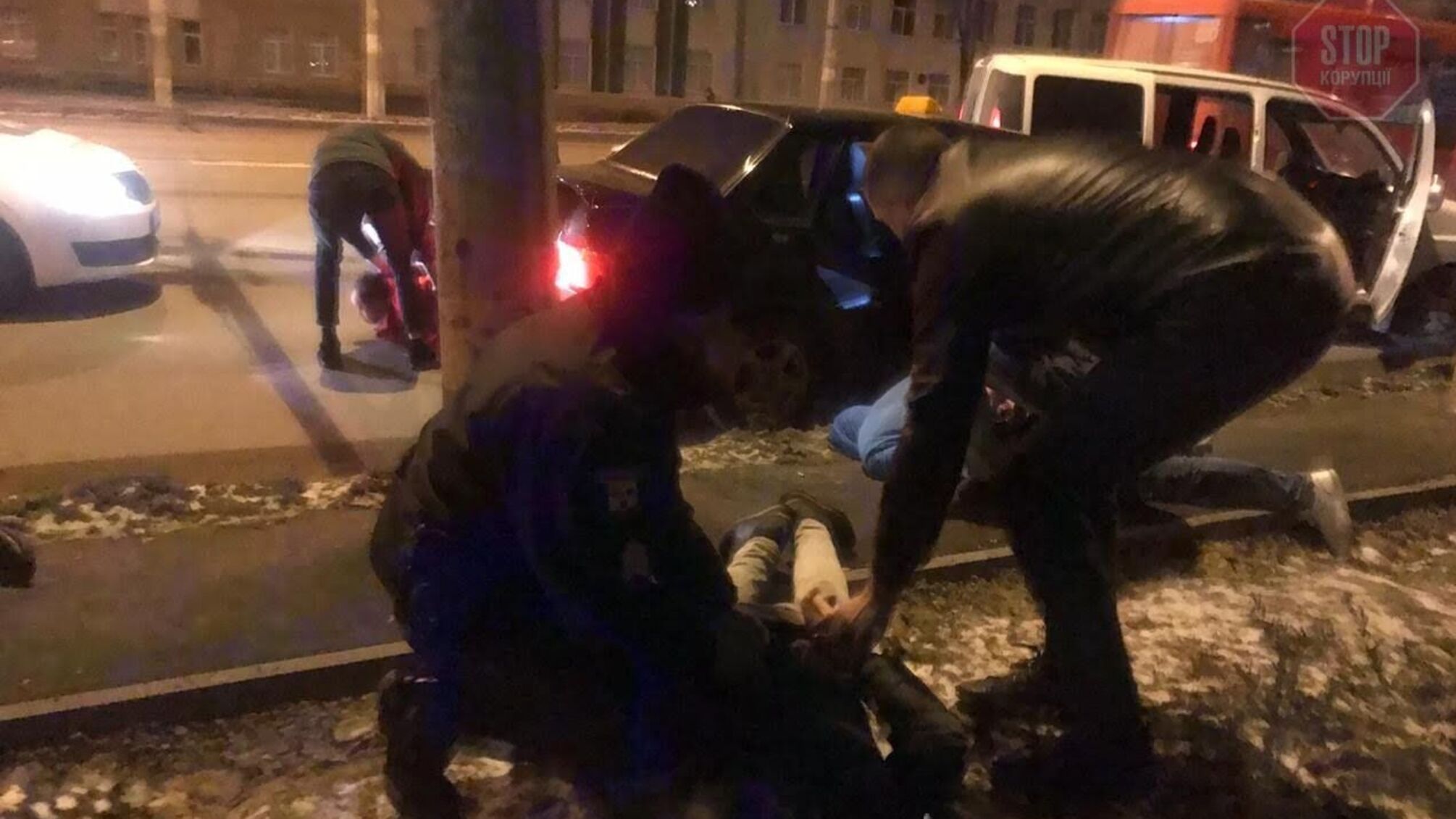 Пригласил девушку на свидание и ограбил: в Сумах задержали мужчину (фото)