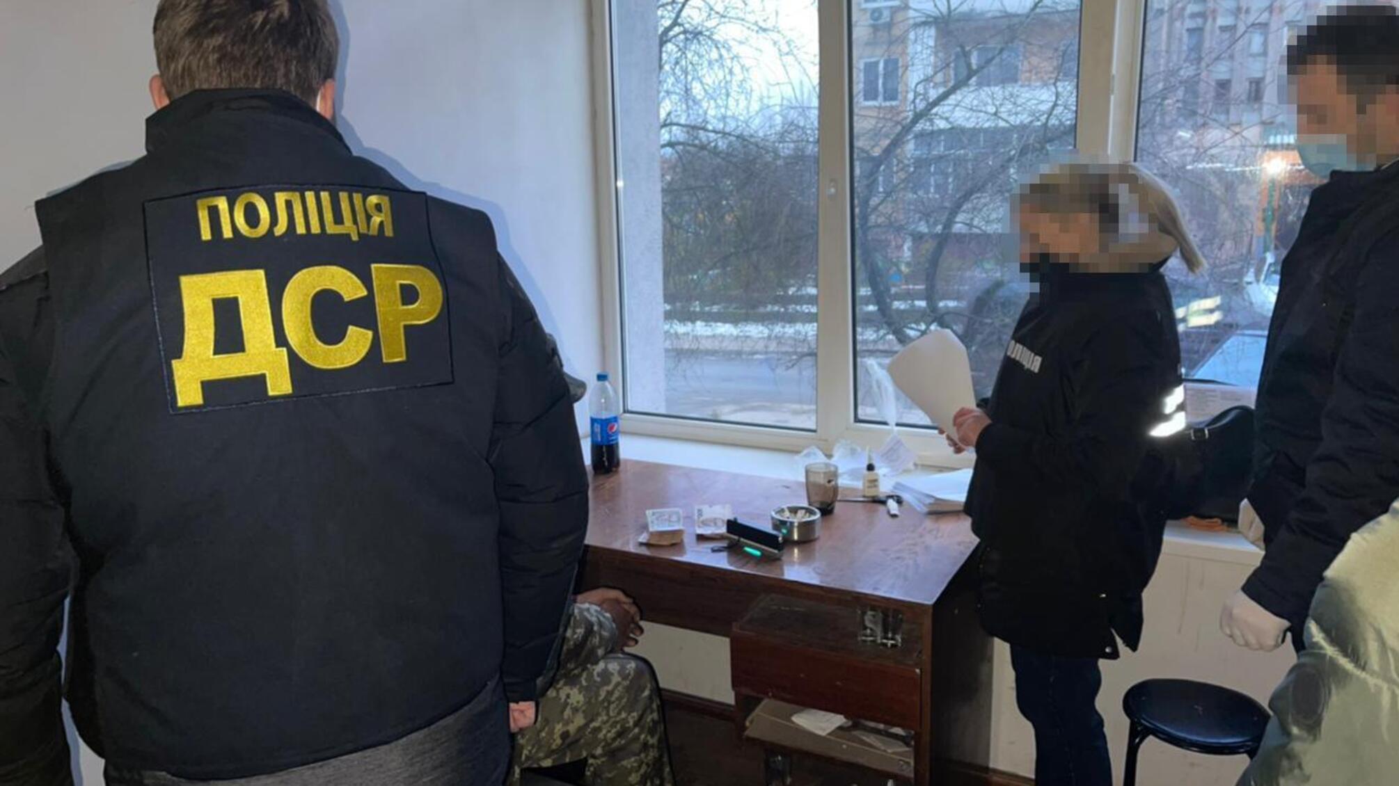 Поліцейські викрили у хабарництві керівника одного з лісових господарств Львівщини