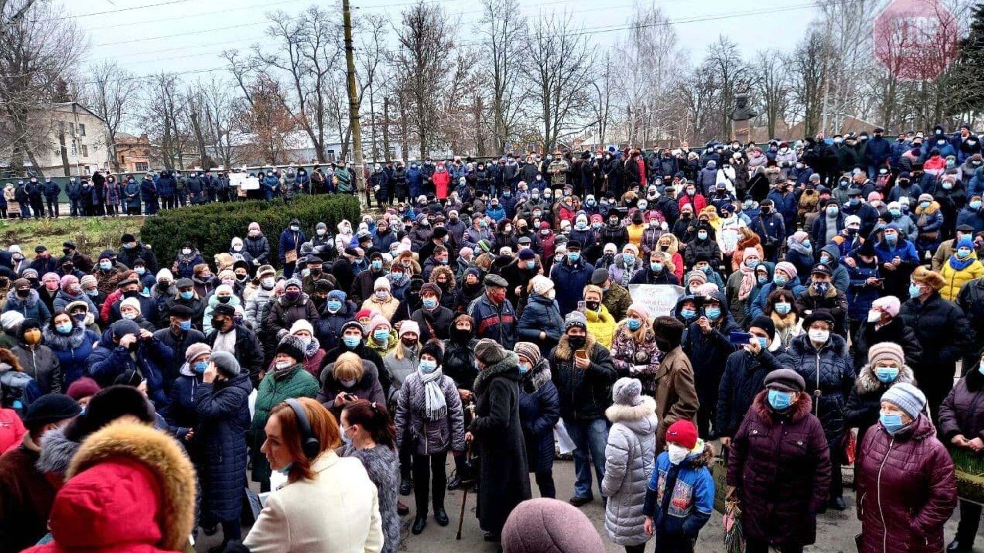Локдаун – не завада: на Дніпропетровщині люди повстали проти високих тарифів (фото)