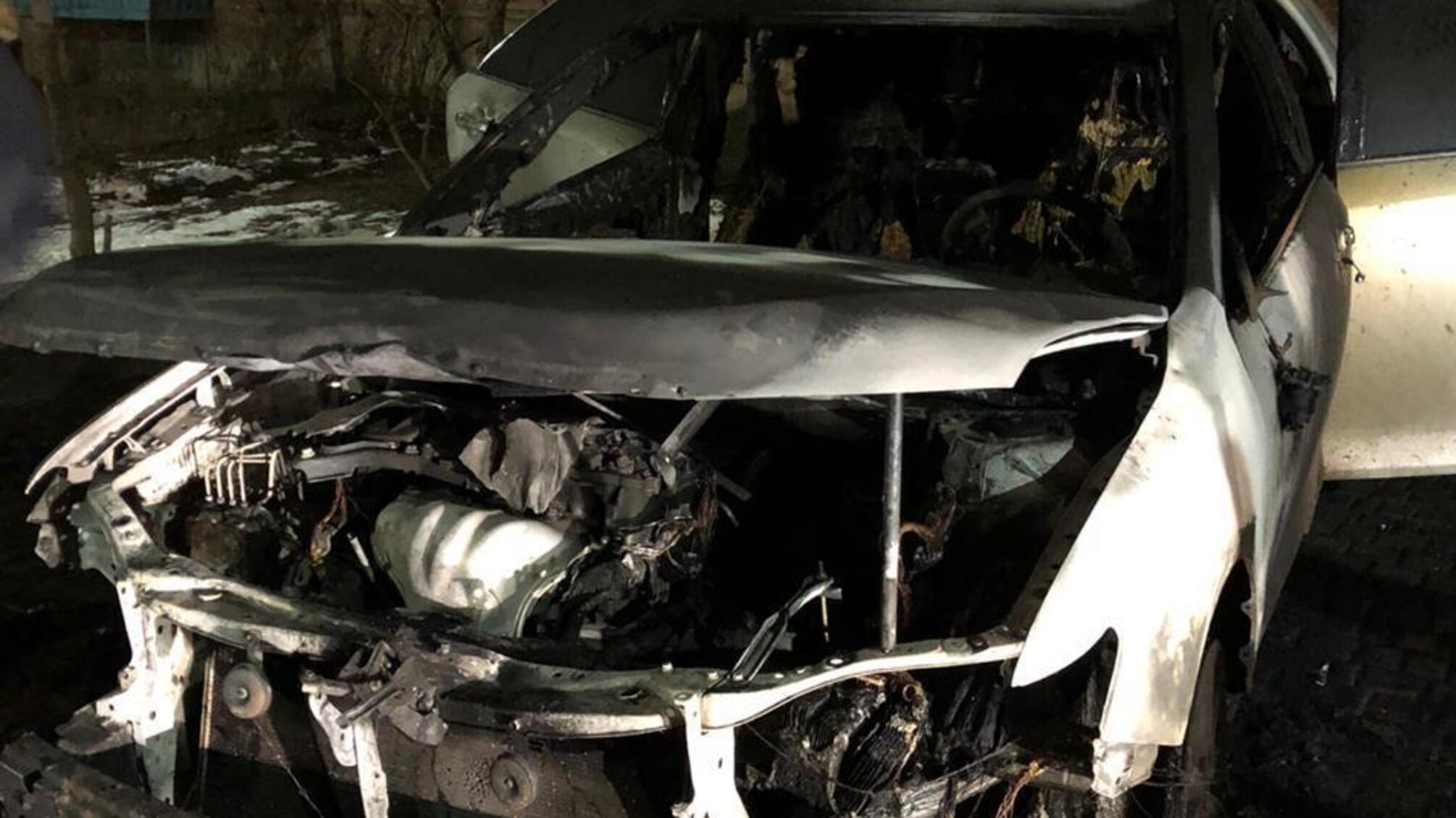 Поліцейські розслідують обставини займання автомобіля у Чорноморську