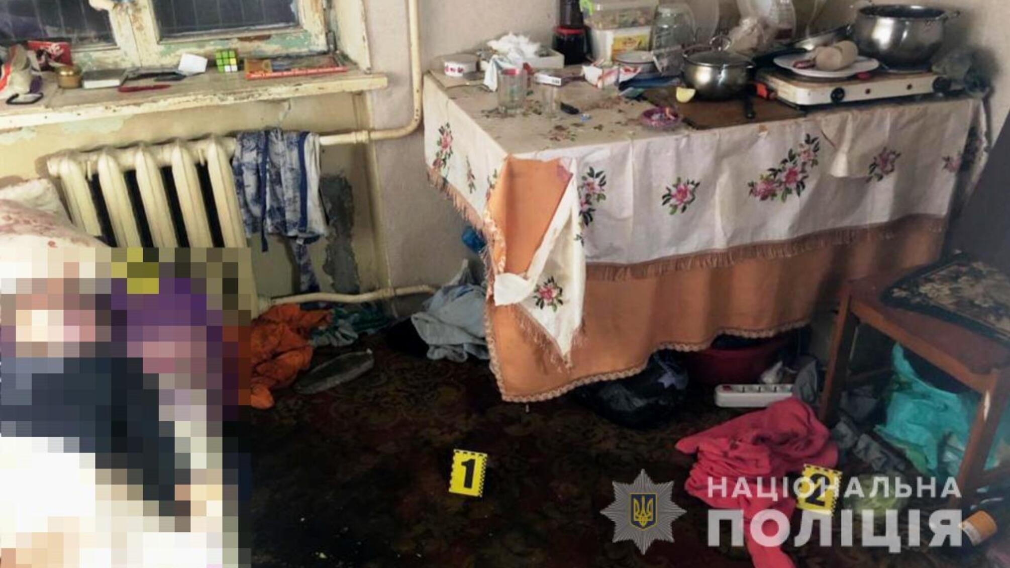 Поліцейські оголосили жителю Одеси підозру у спричиненні смертельних тілесних ушкоджень своїй співмешканці