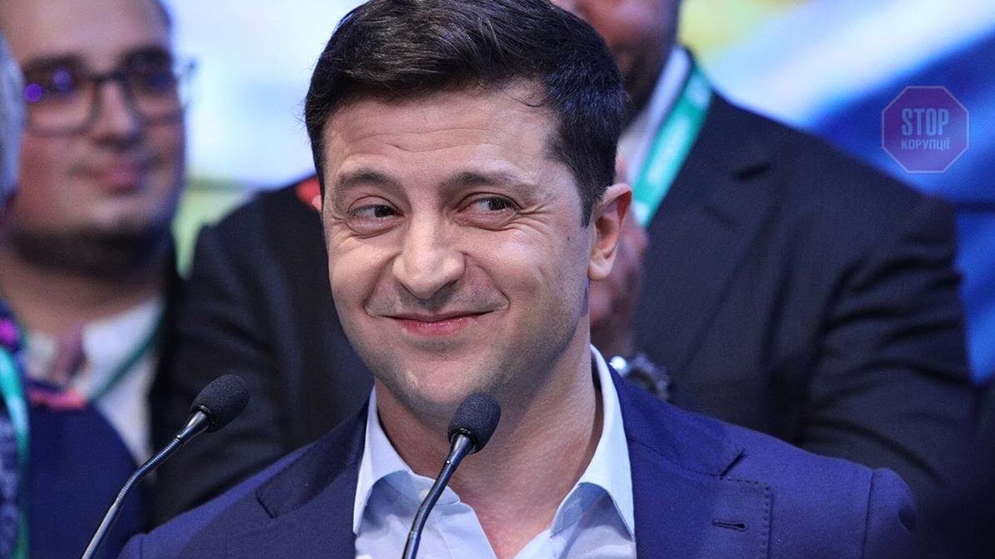 Зеленському – 43: чого бажають президенту друзі та недруги