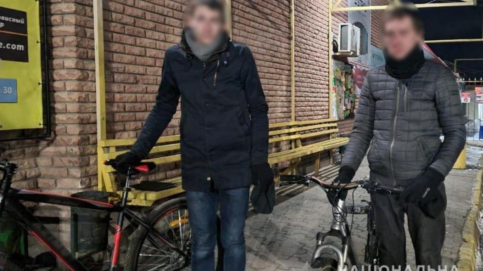 У Южному поліцейські за годину знайшли підозрюваних у крадіжці велосипедів