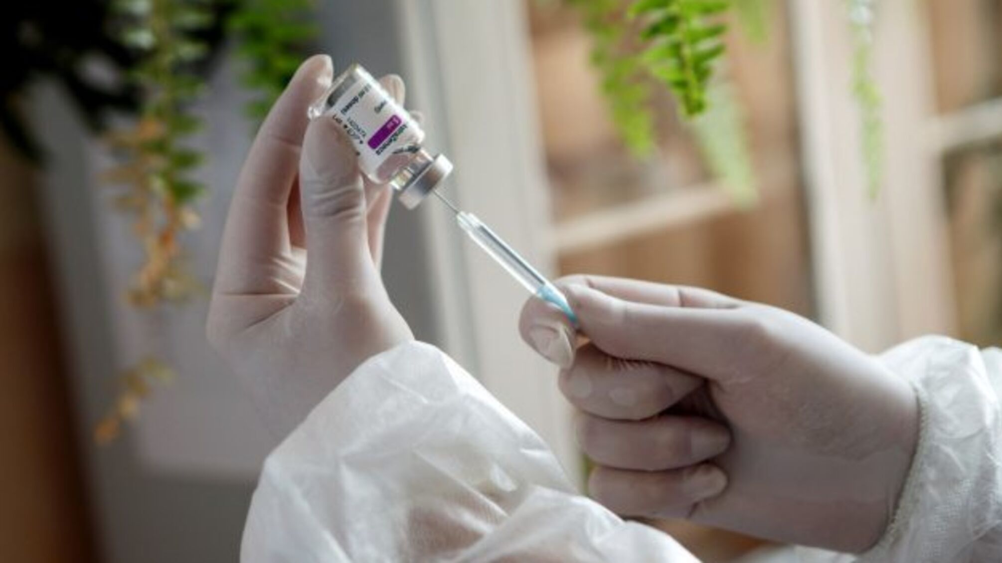 В Україні 5,8 мільйона осіб повністю вакциновані проти COVID-19