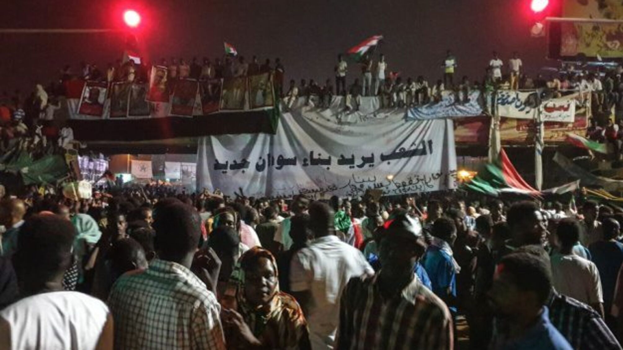 У Судані протестують проти військового перевороту: півтори сотні поранених